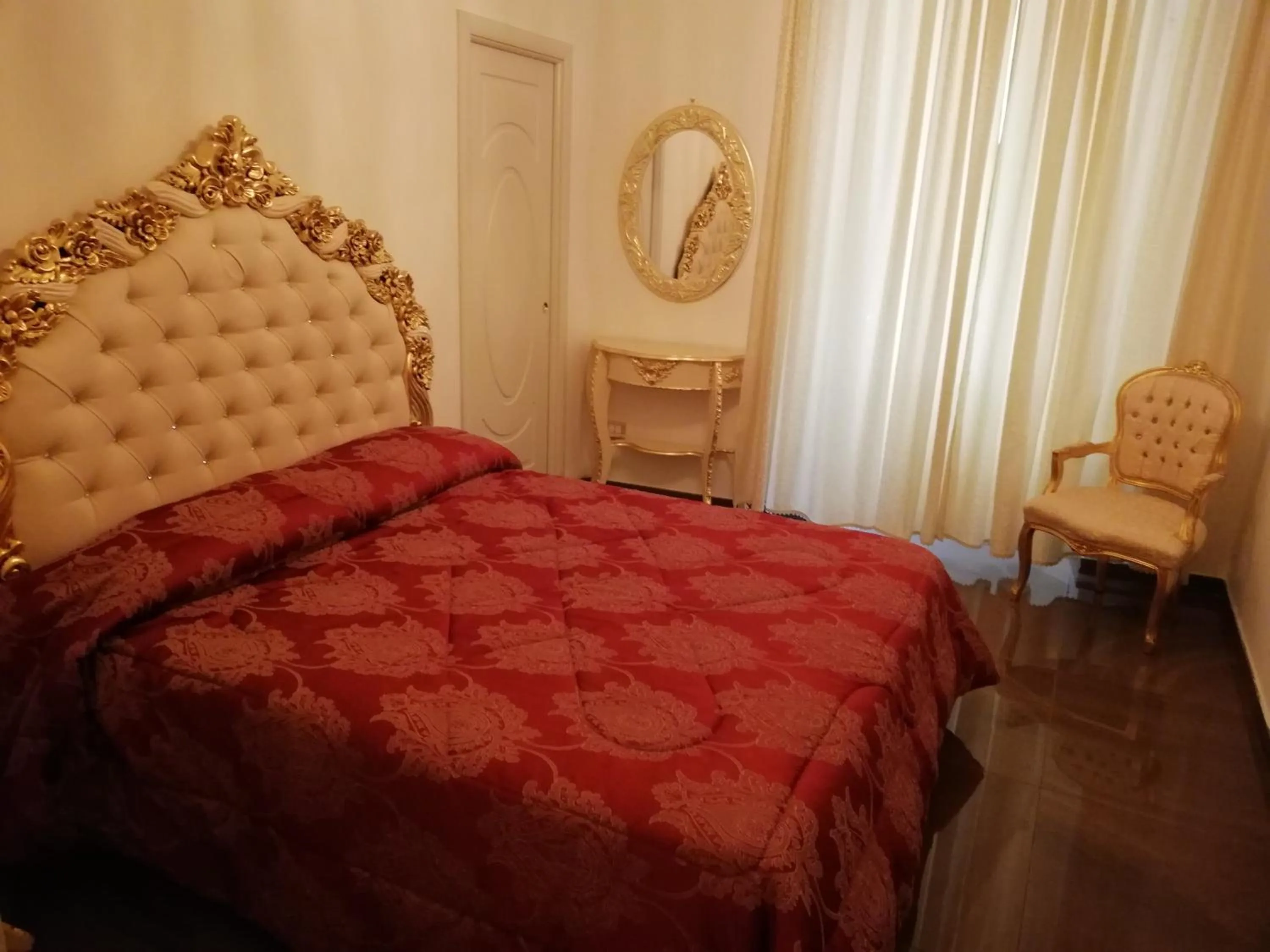 Photo of the whole room, Bed in beb Mariafrancesca