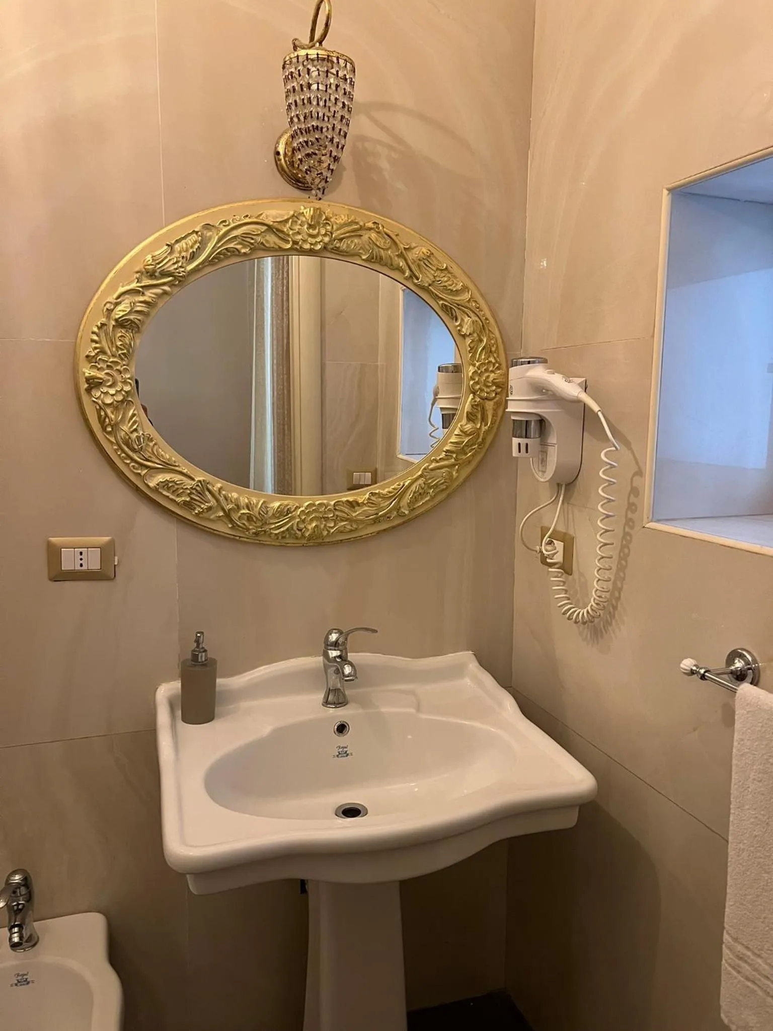 Bathroom in beb Mariafrancesca