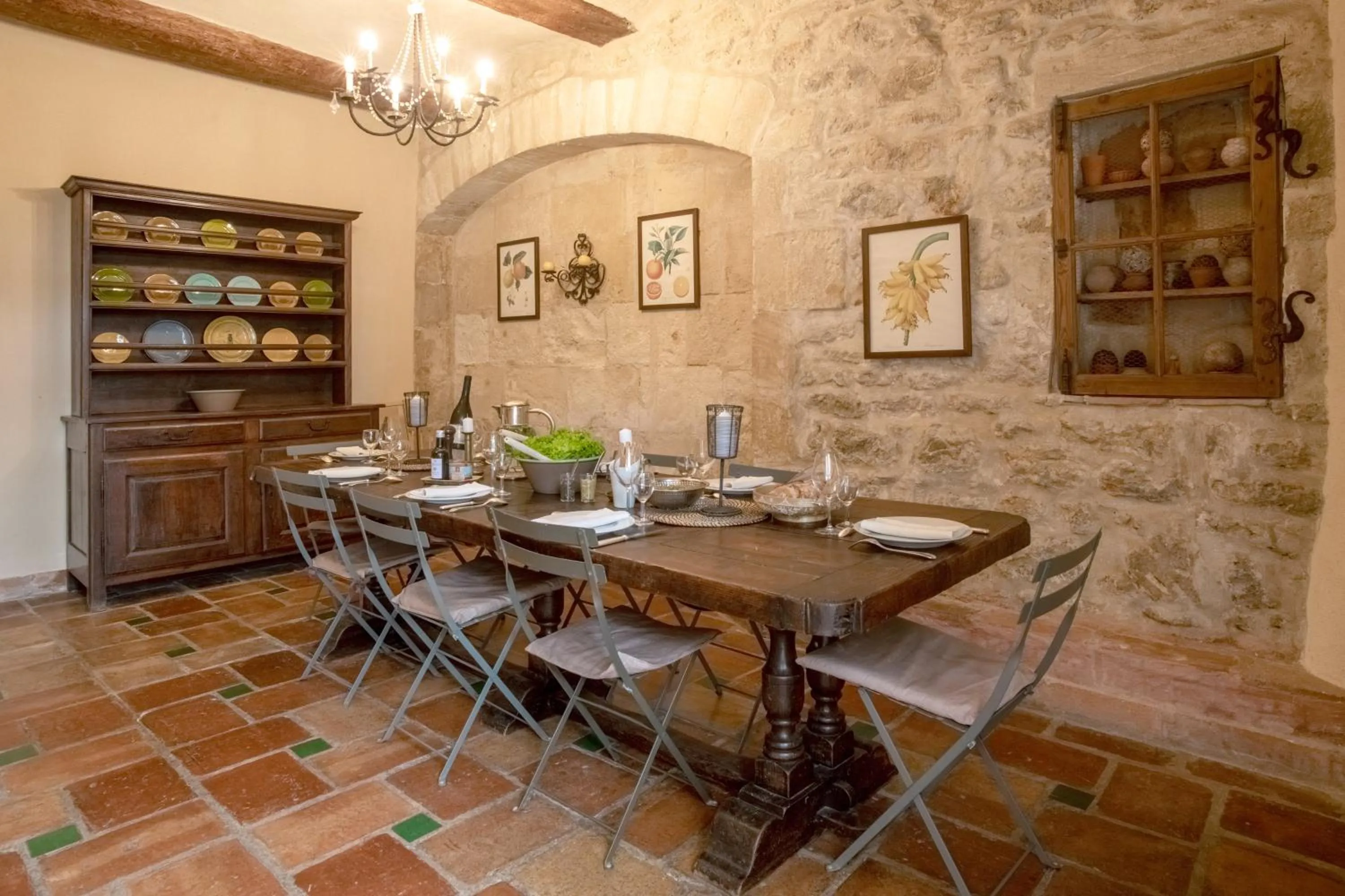 Food and drinks in HOTEL et APPARTEMENTS DOMAINE DES CLOS - Teritoria