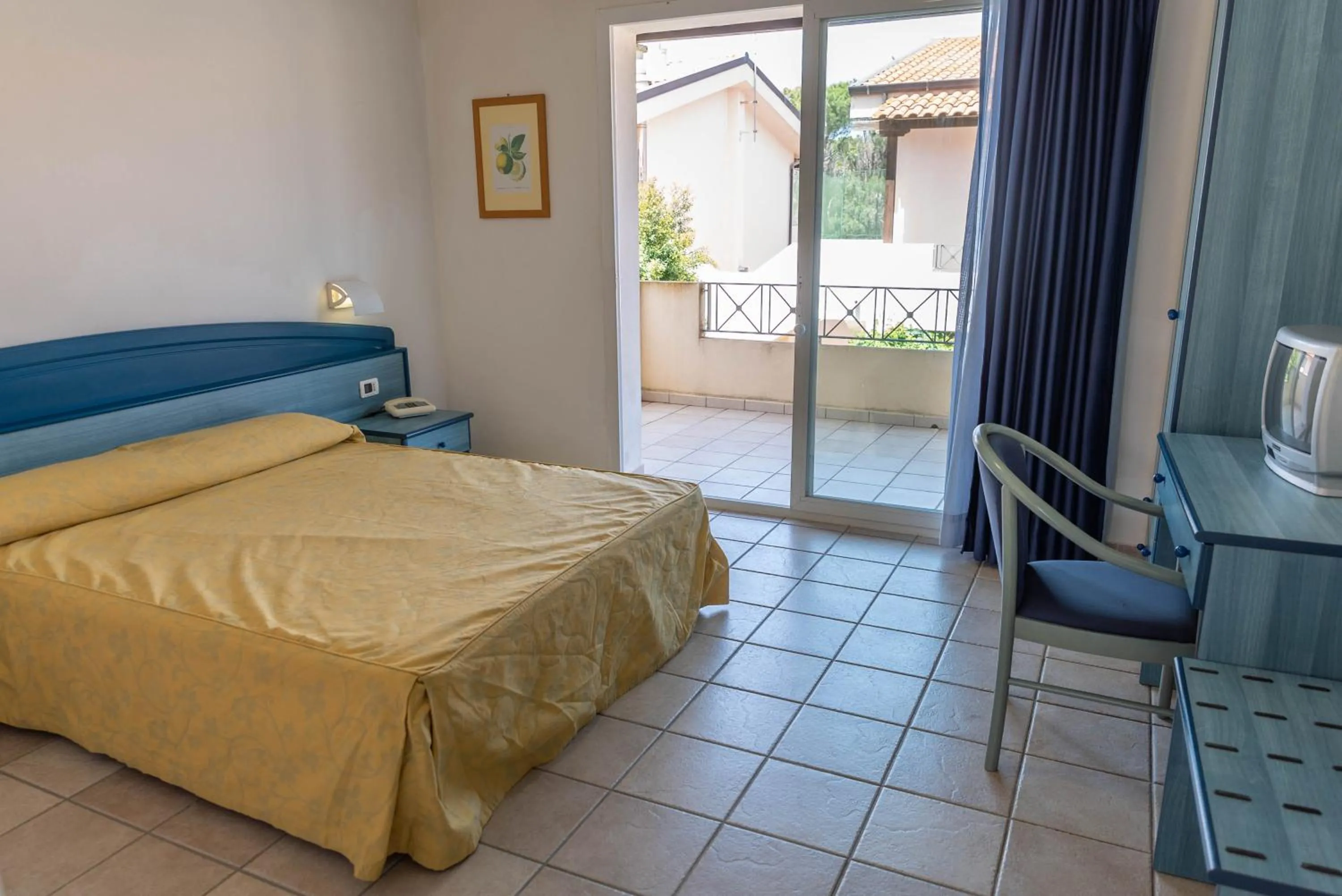 Bedroom, Bed in Nicotera Beach Village