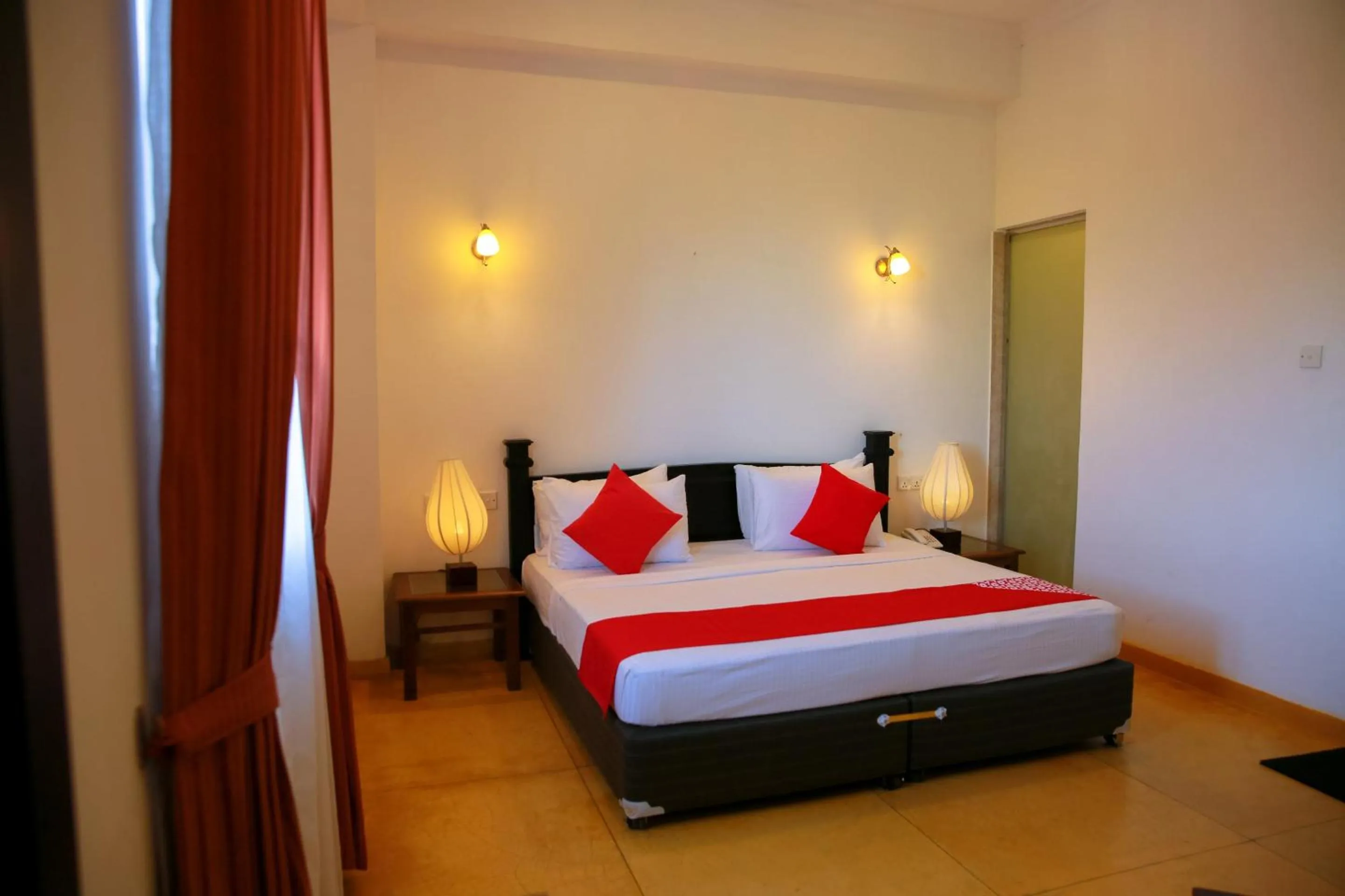 Bedroom, Bed in Glenloch Tea Factory Hotel