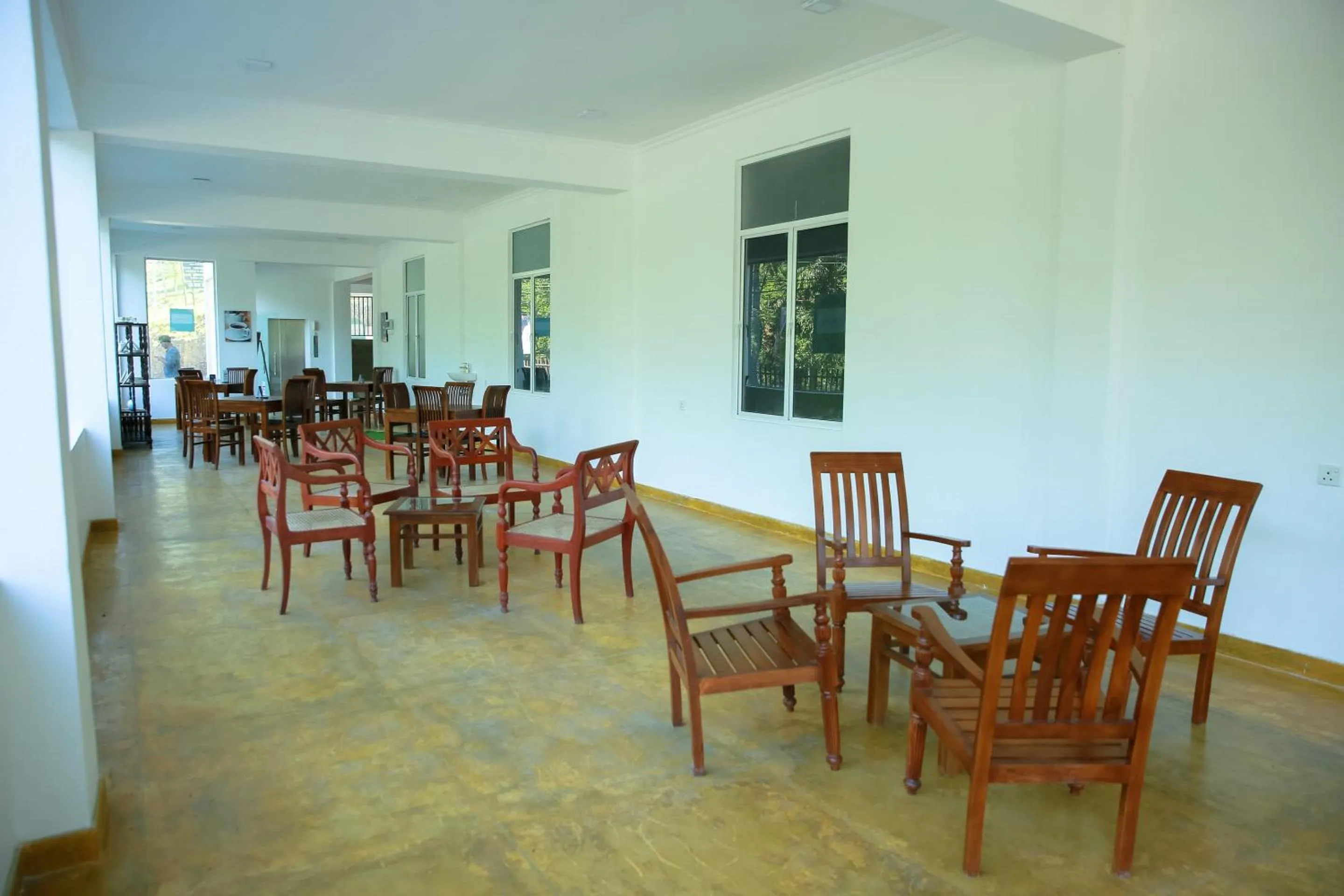 Restaurant/places to eat in Glenloch Tea Factory Hotel