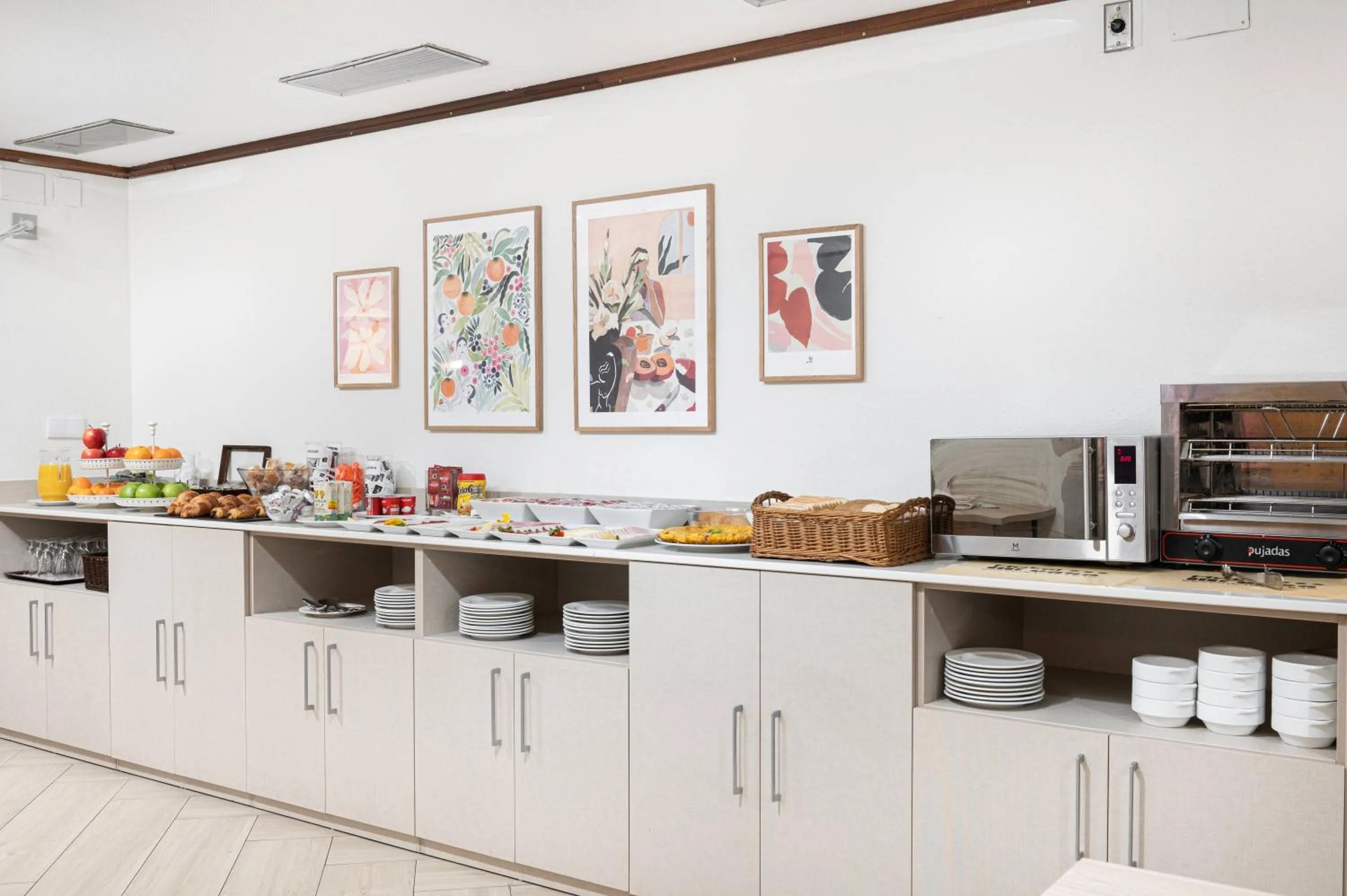 Breakfast in Hotel Mi Casa