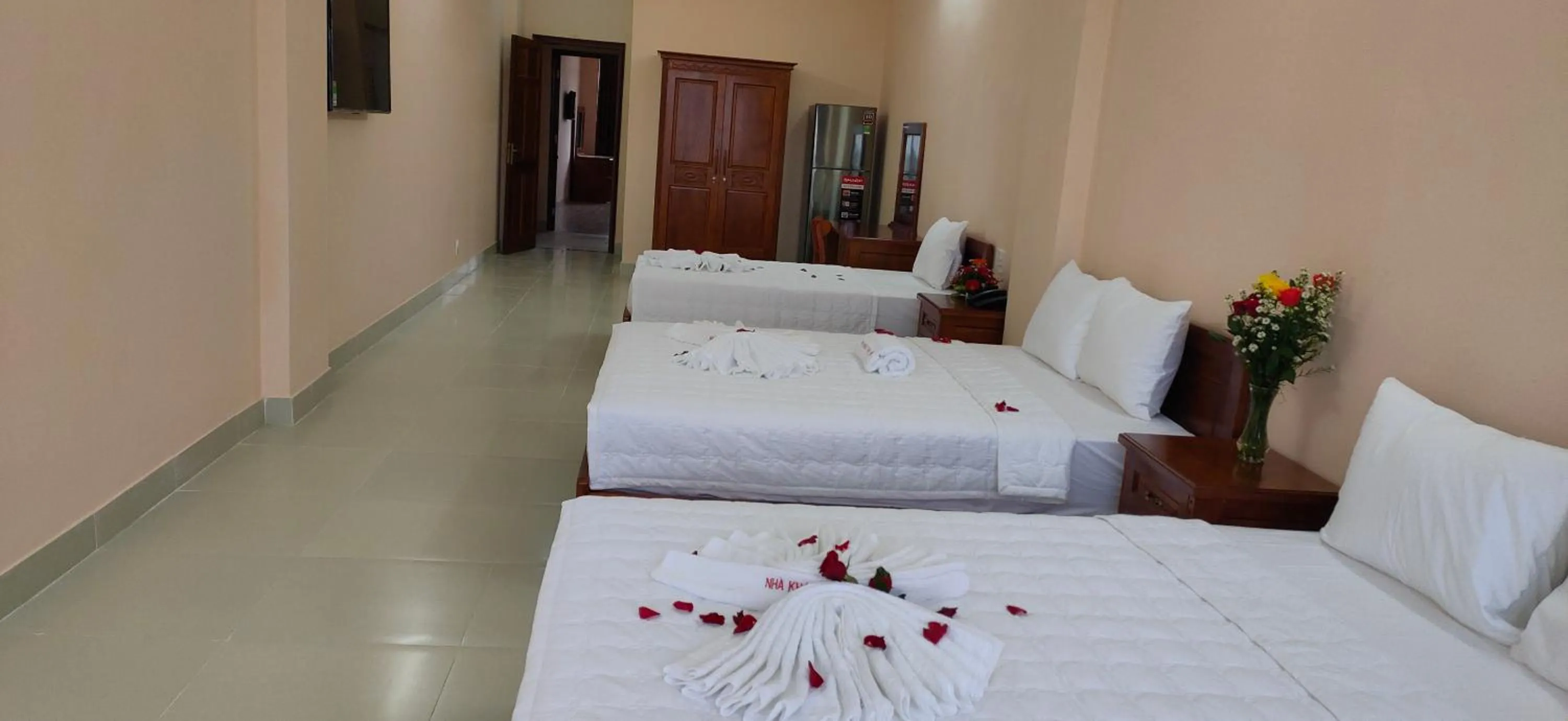 Bed in Thanh Nien Hotel - Vung Tau