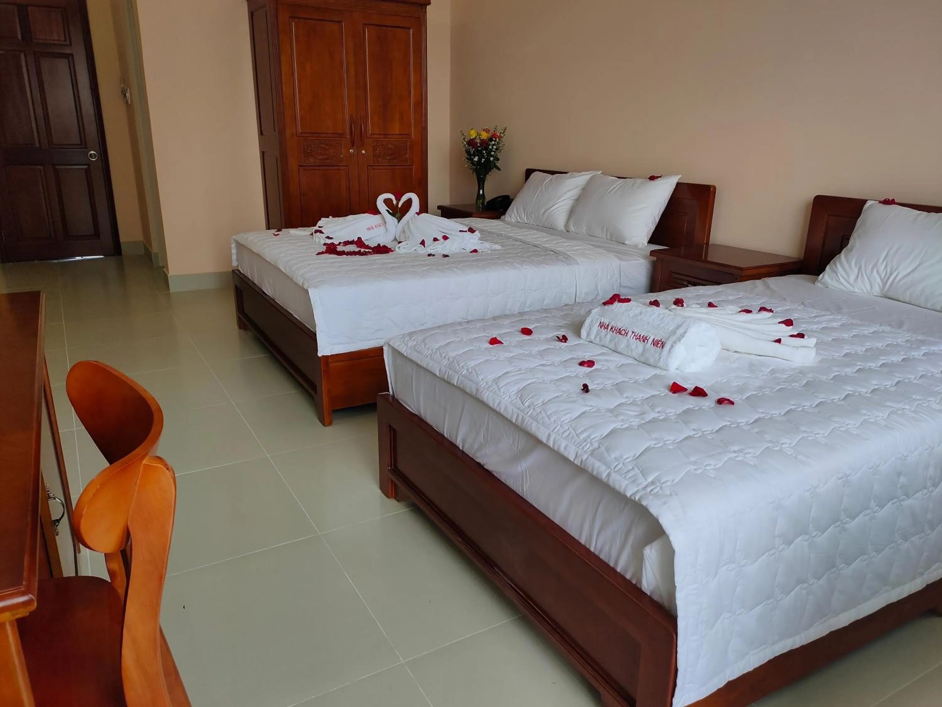 Bed in Thanh Nien Hotel - Vung Tau