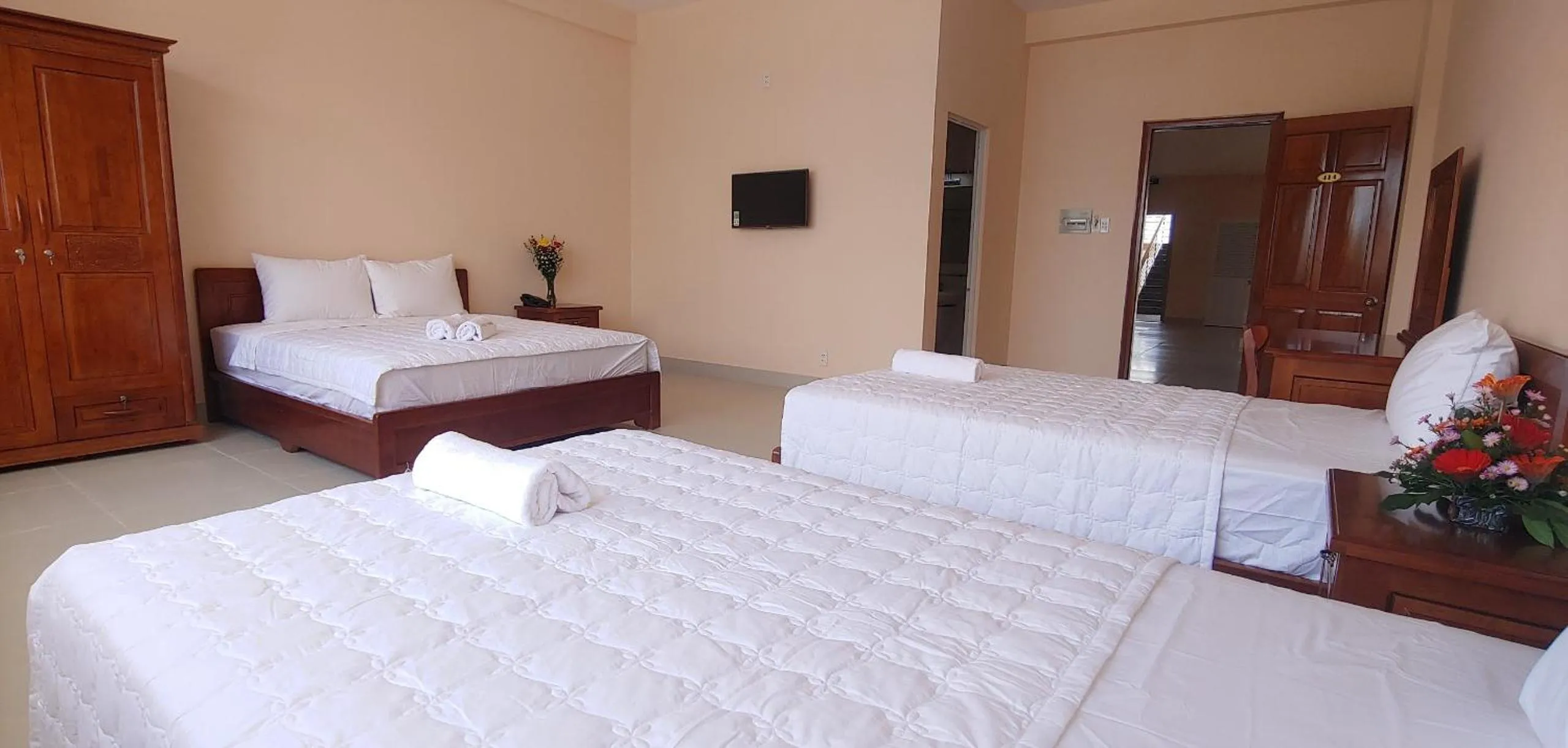 Bed in Thanh Nien Hotel - Vung Tau