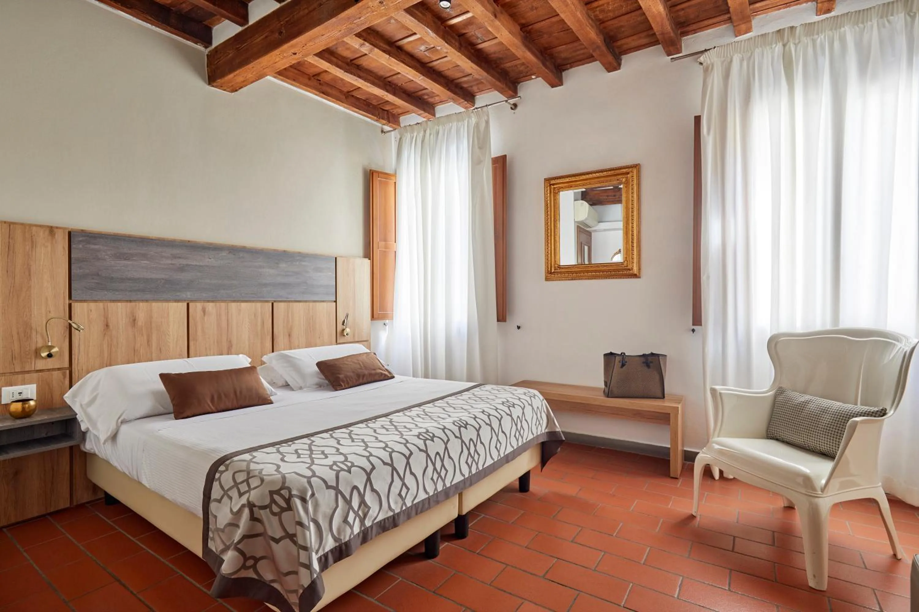 Toilet, Bed in Sette Angeli Rooms