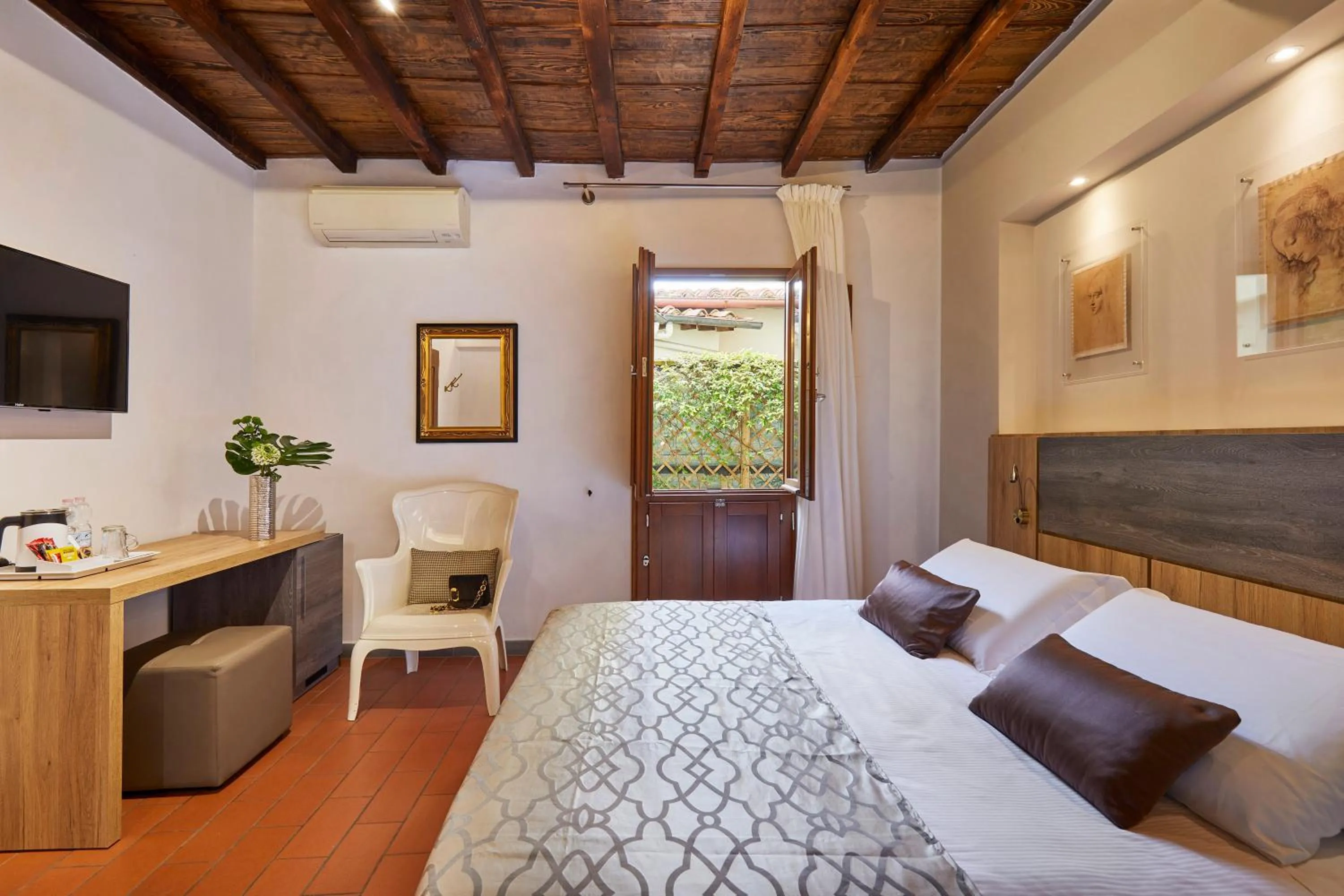 Bedroom, Bed in Sette Angeli Rooms