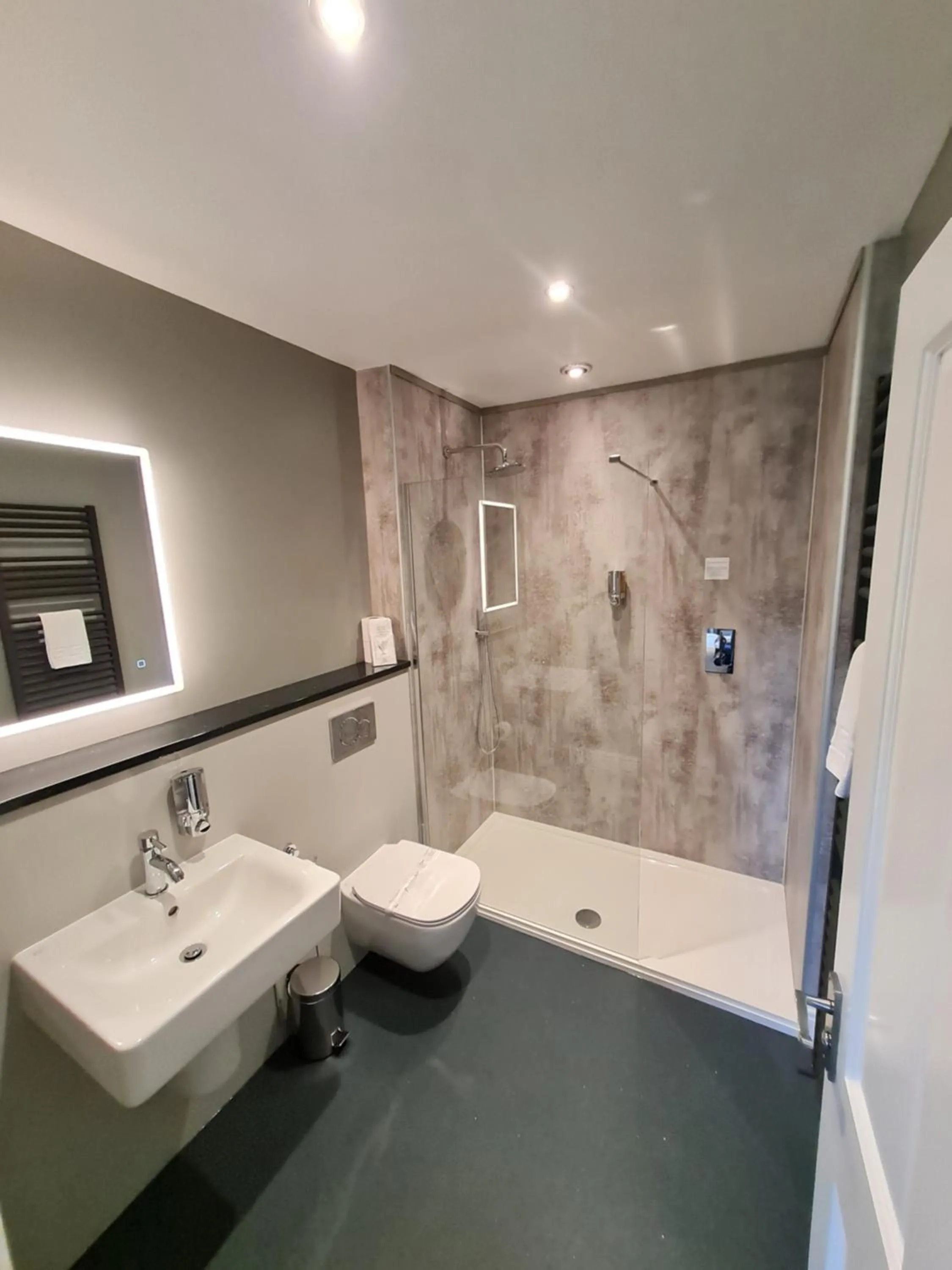 Bathroom in Brathay Lodge