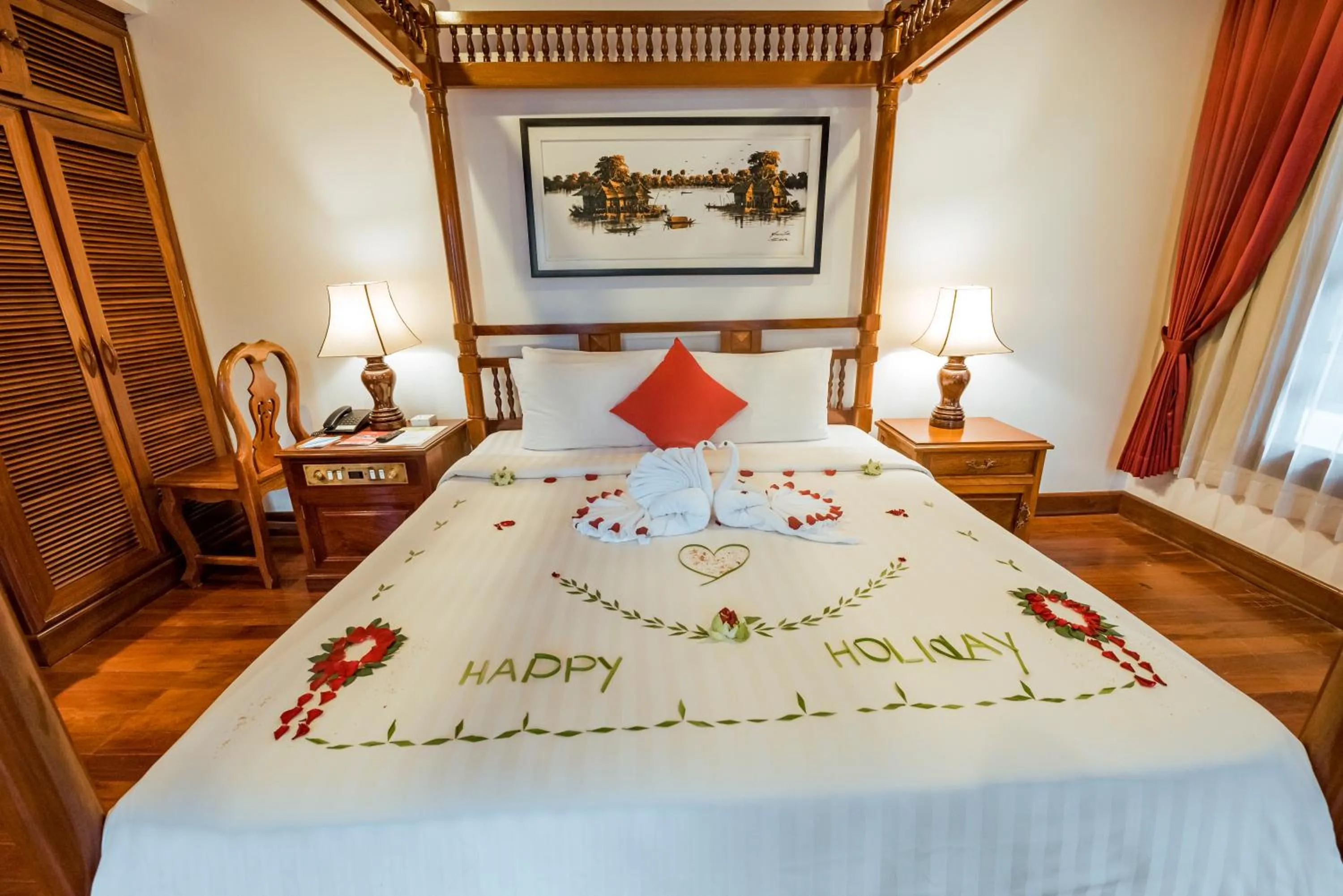 Bed in The Suite By Royal Crown Hotel