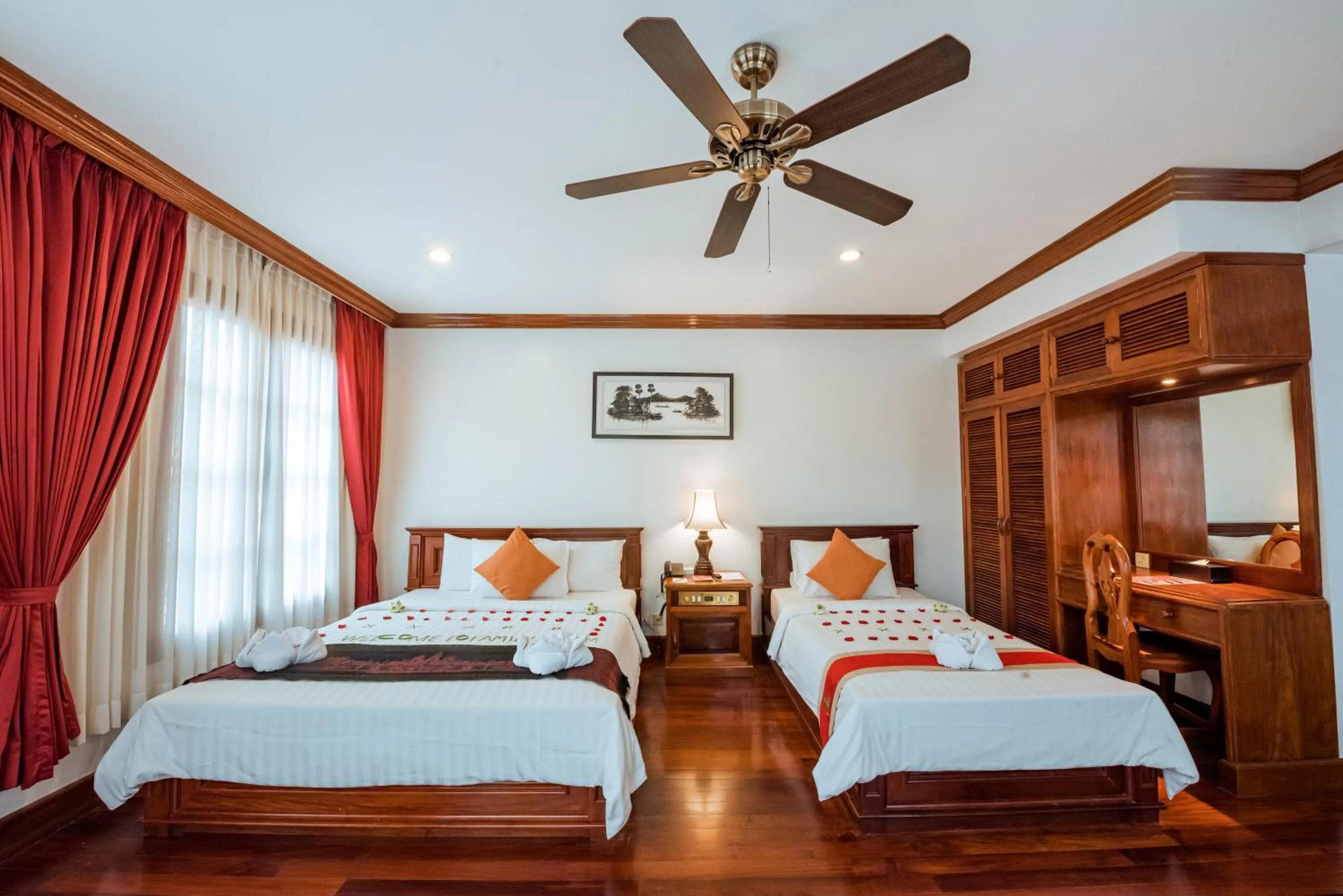 Bedroom, Bed in The Suite By Royal Crown Hotel