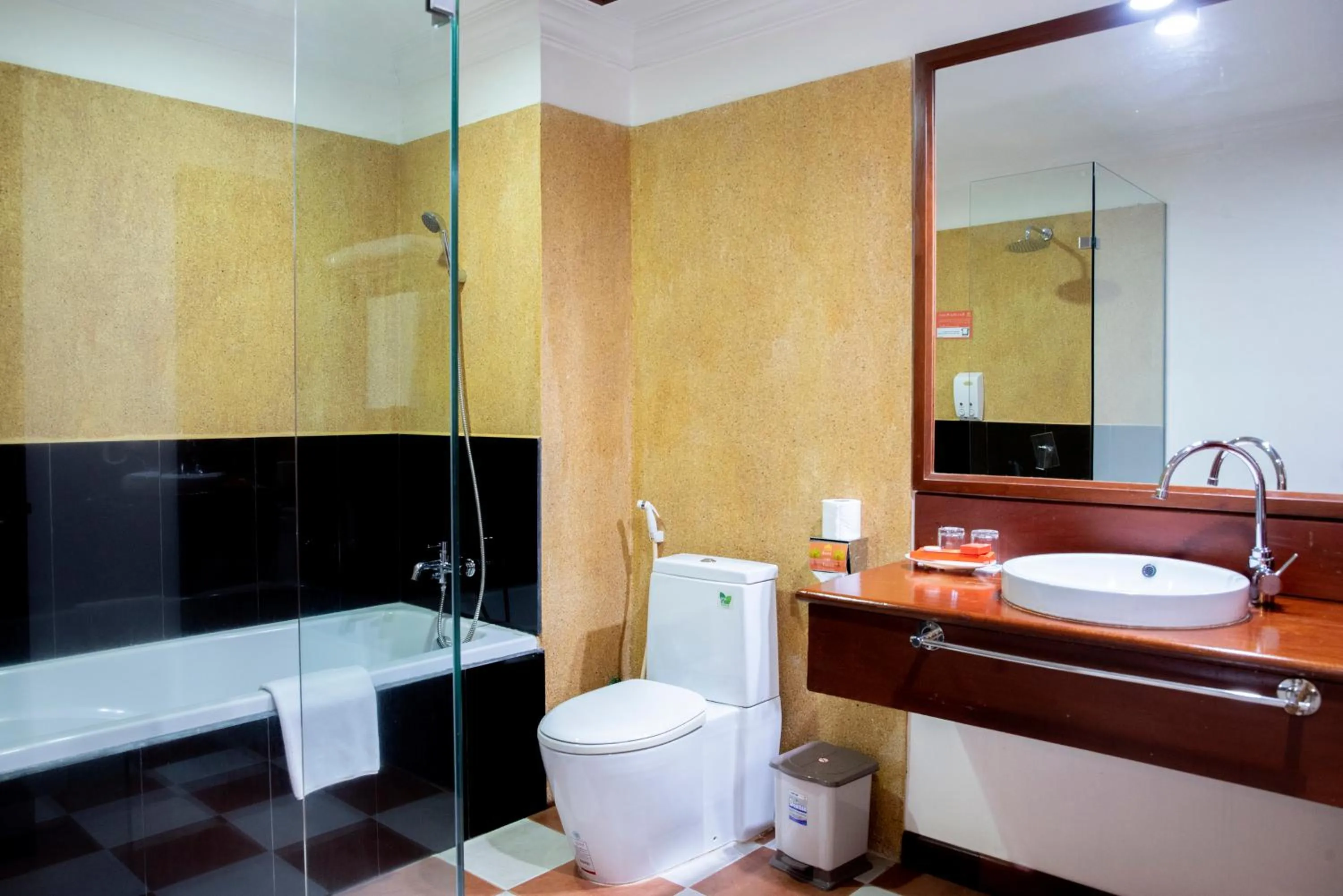 Bathroom in The Suite By Royal Crown Hotel