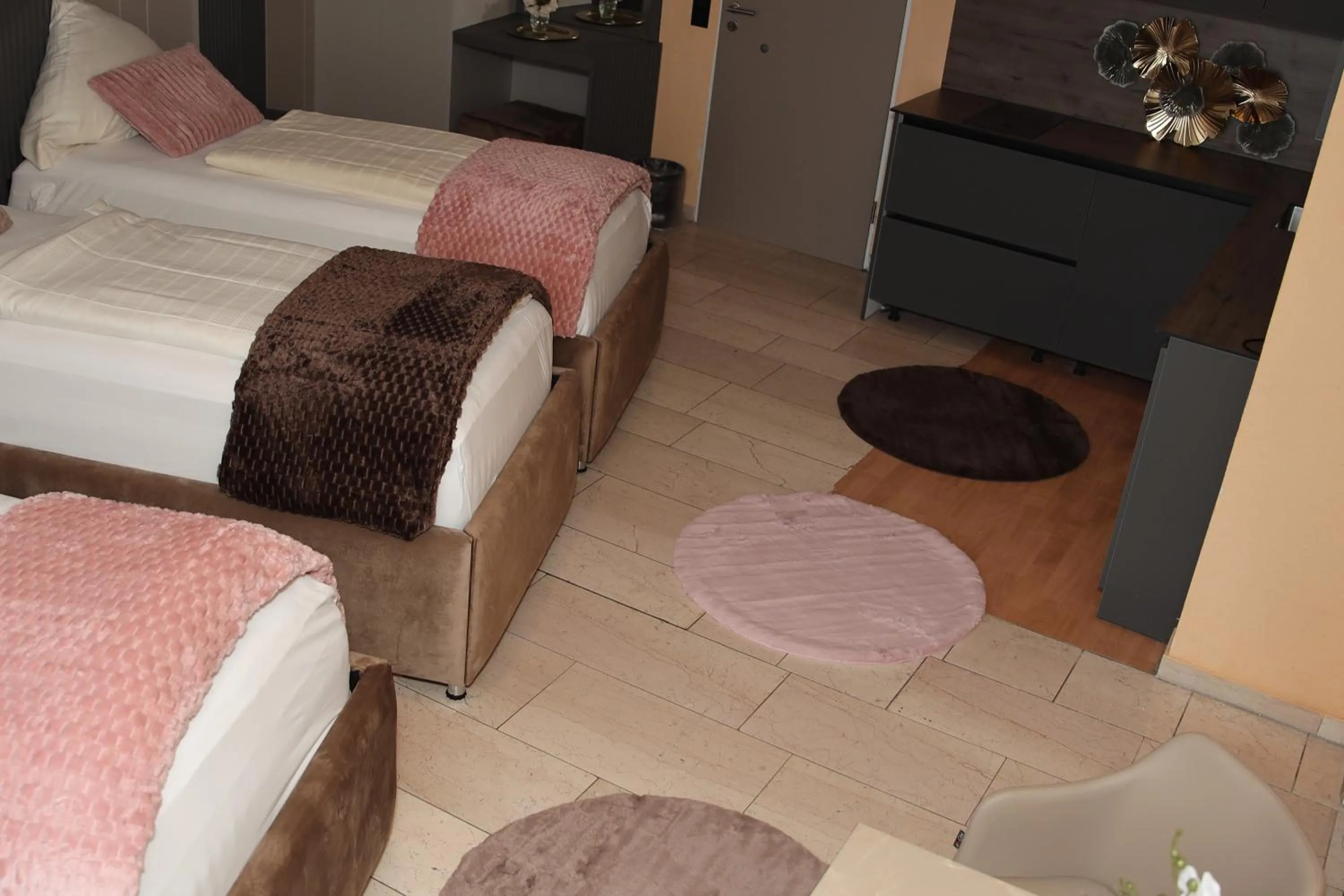 Photo of the whole room in Hotel Hafez