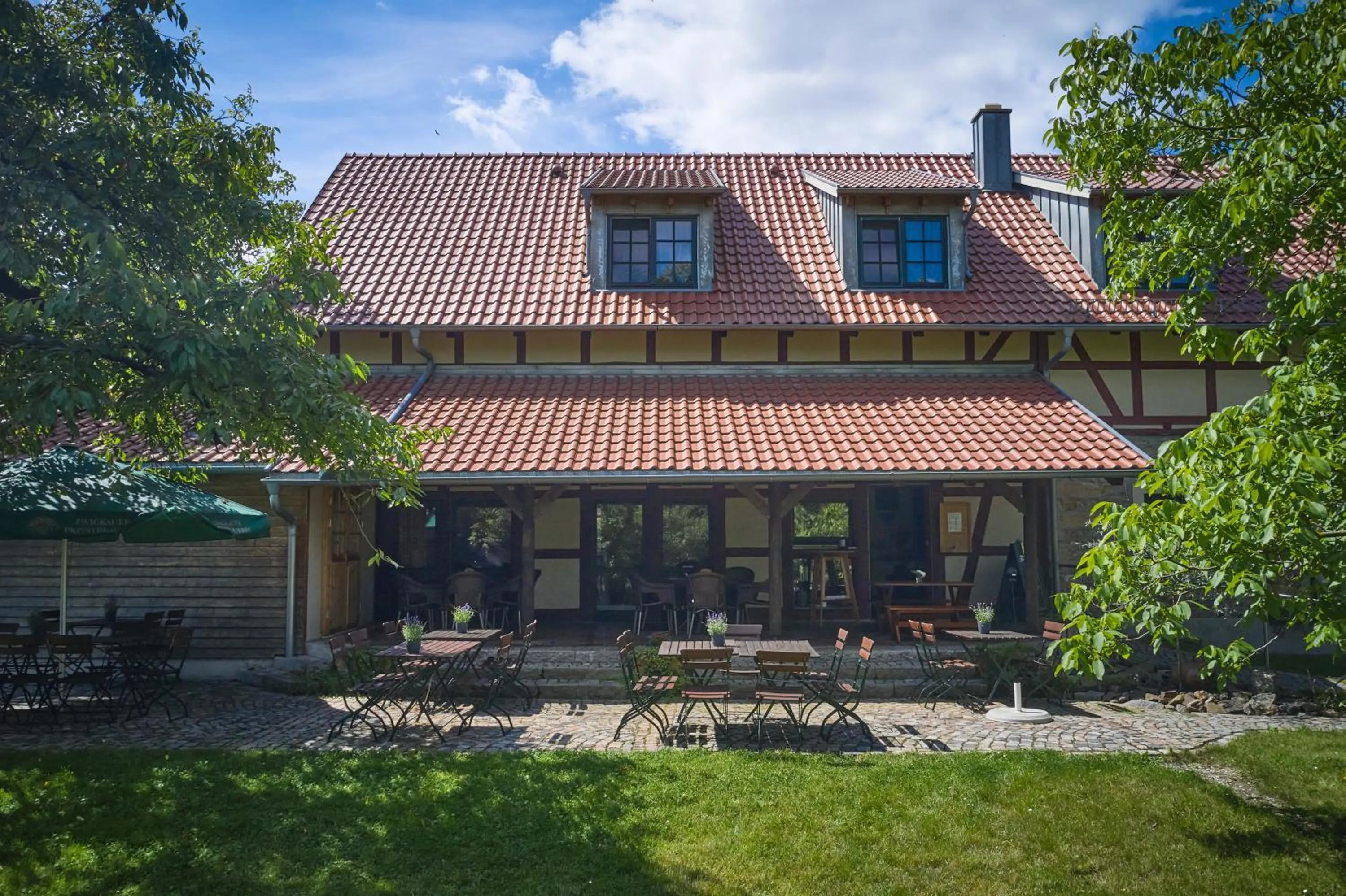 Property building in Fischerhof