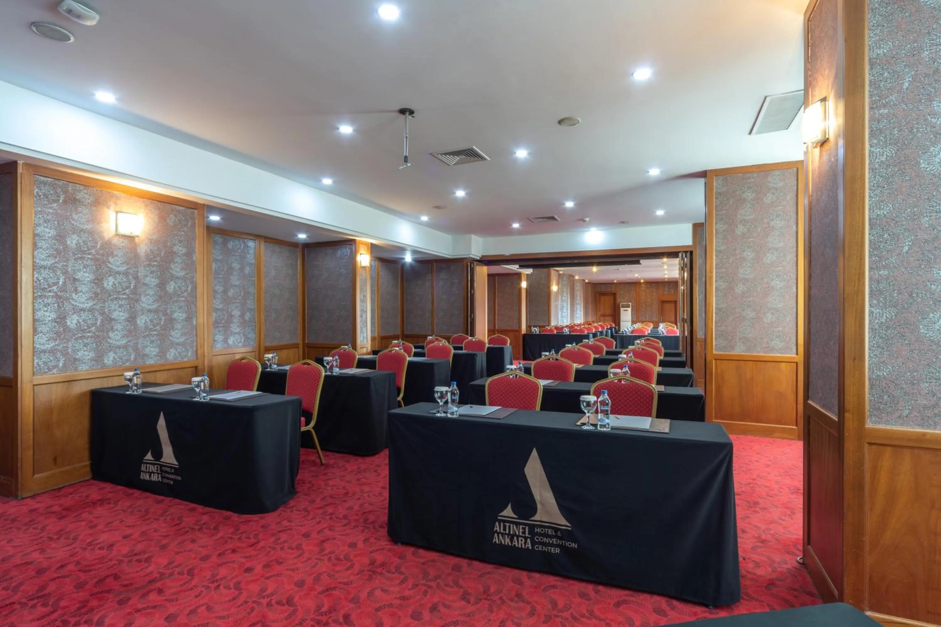 Meeting/conference room in Altinel Ankara Hotel & Convention Center