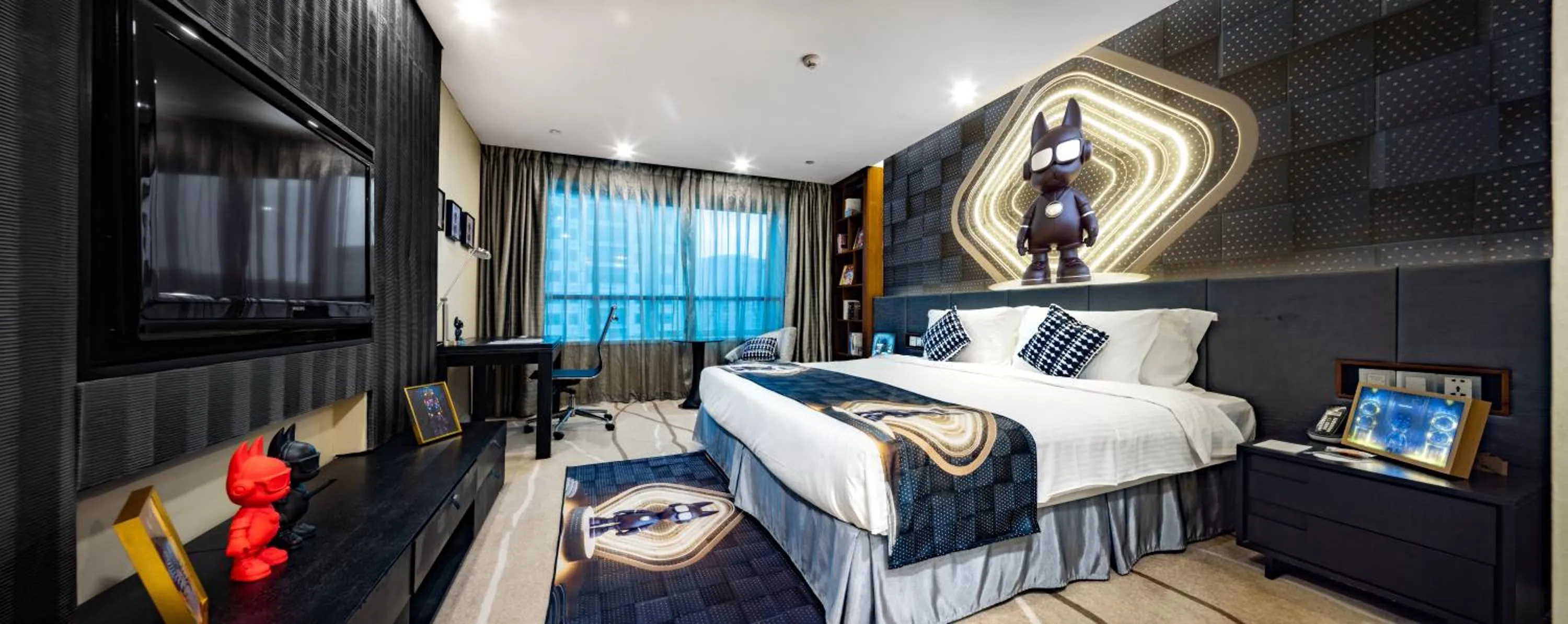 Bedroom, Bed in Ascott Huai Hai Road Shanghai, Xintiandi