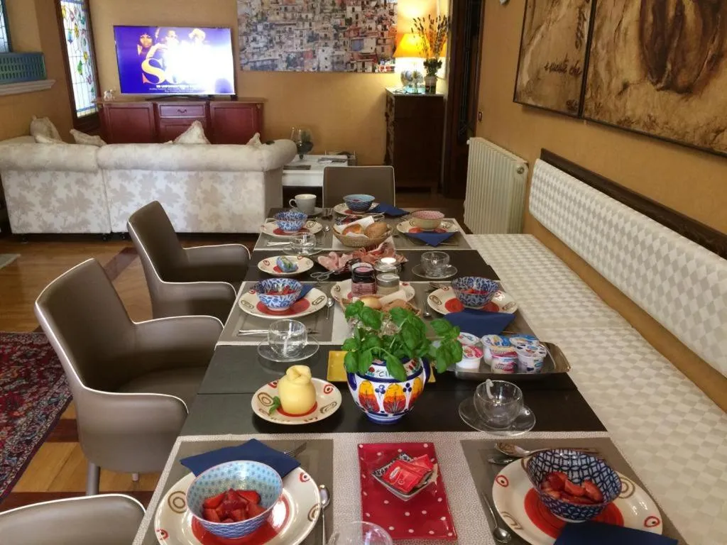 Food and drinks in Palazzo Melluso LUXURY SUITE