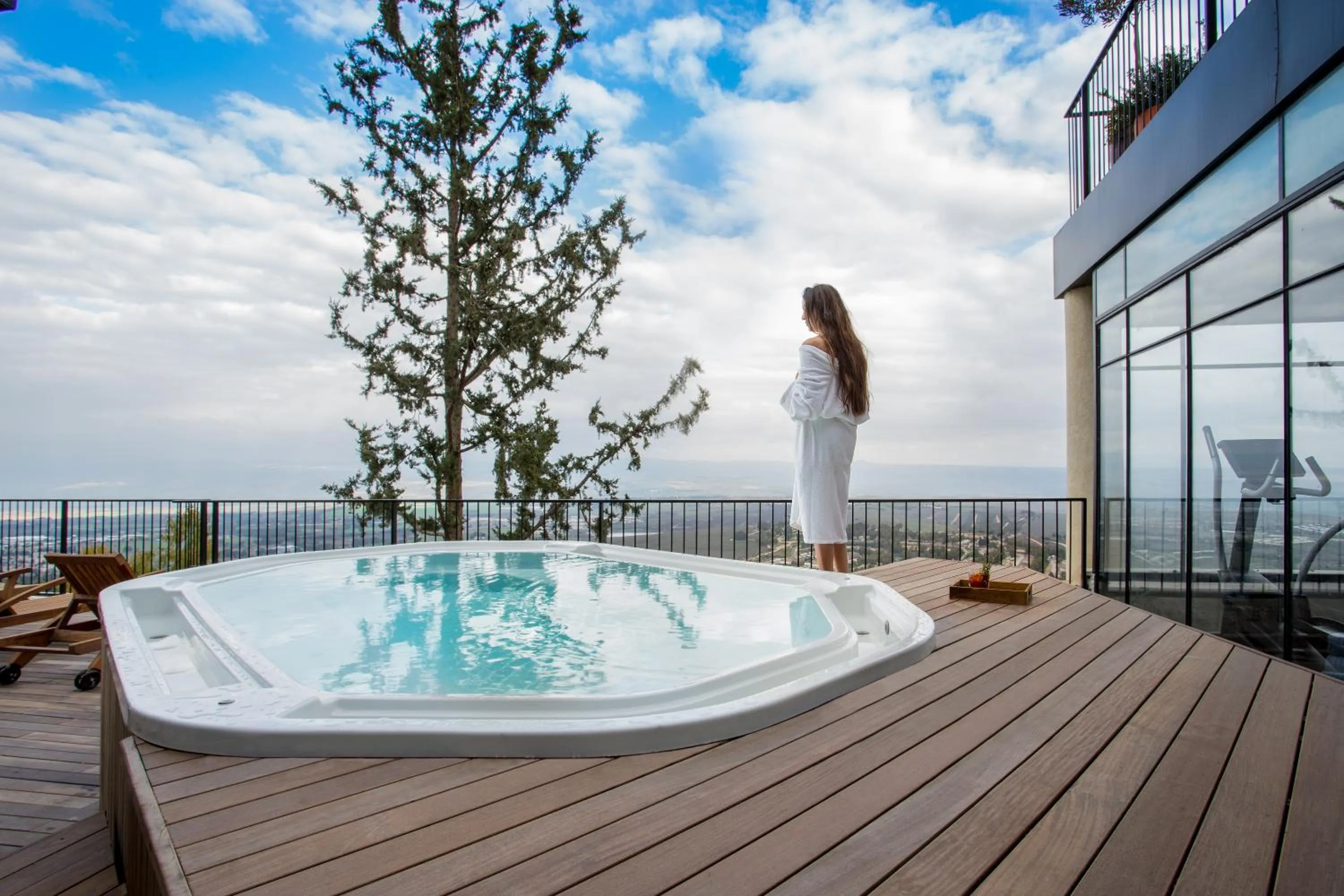 Hot Tub in Mizpe Hayamim by Isrotel Exclusive