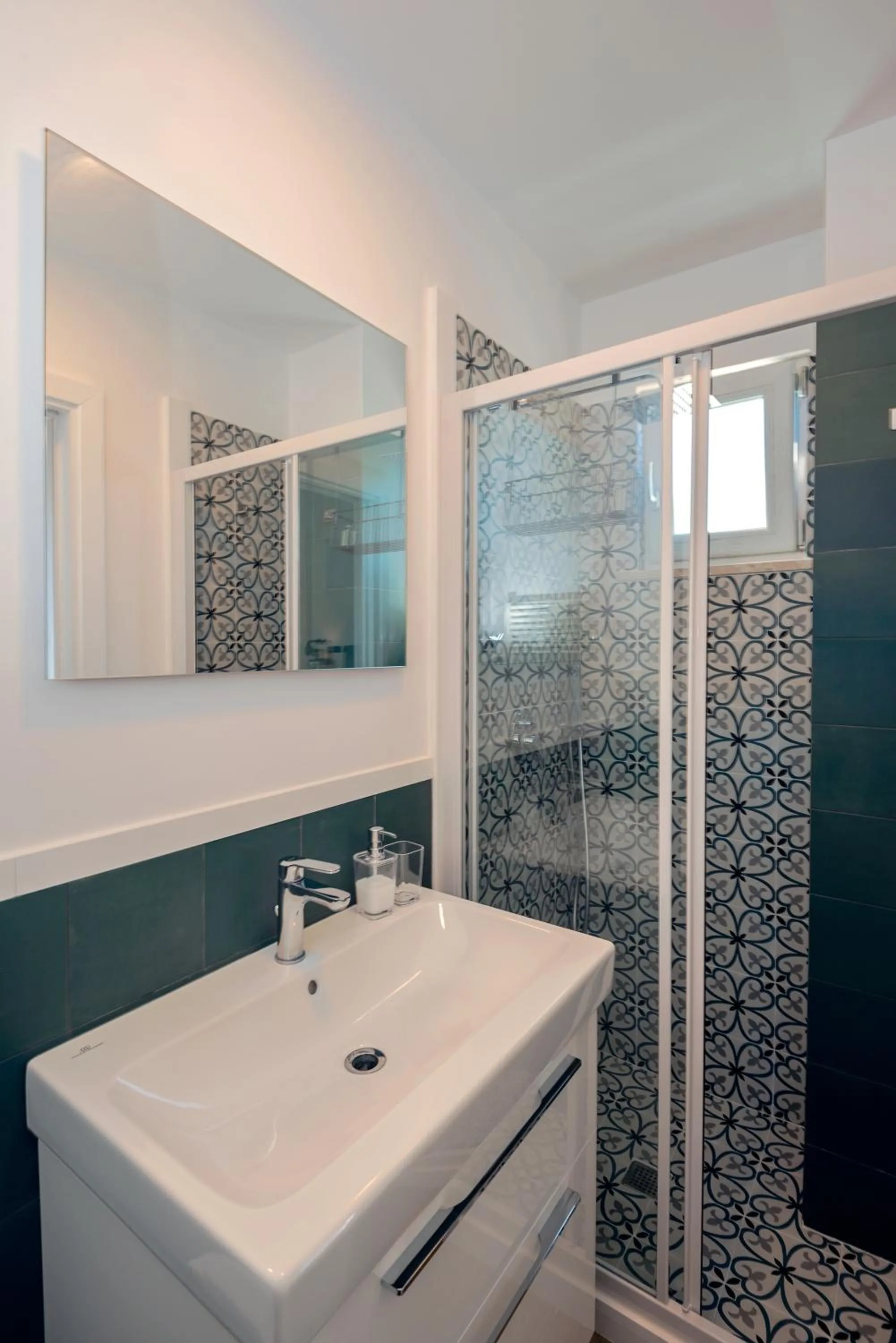 Shower in Maison Cipriani