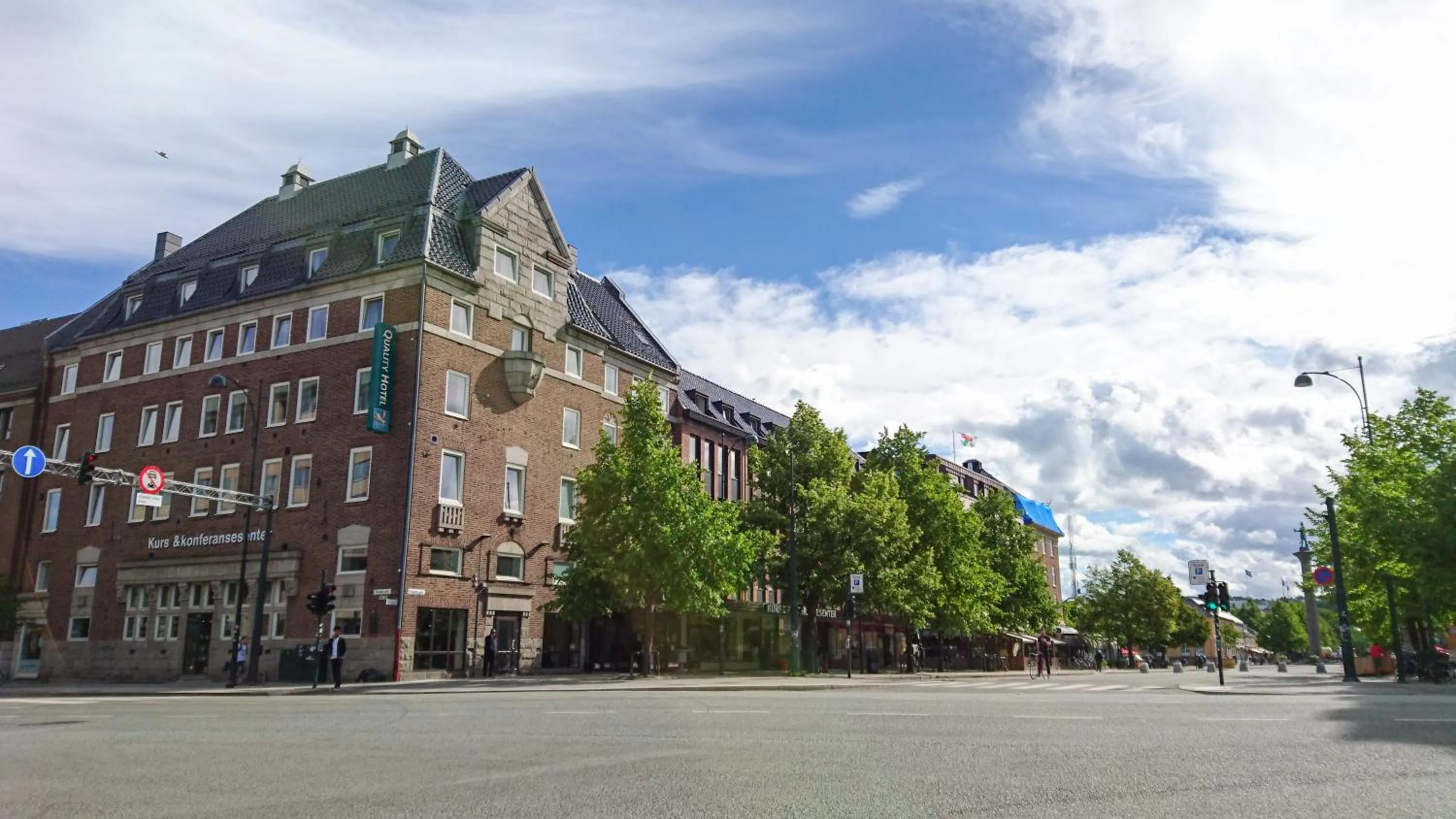 Facade/entrance in Quality Hotel Augustin
