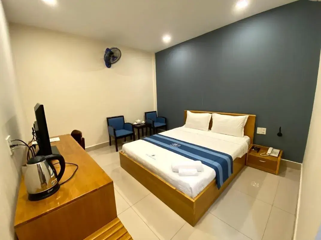 Superior Double Room in Hung Phuoc Hotel Superior Double Room in Hung Phuoc Hotel
