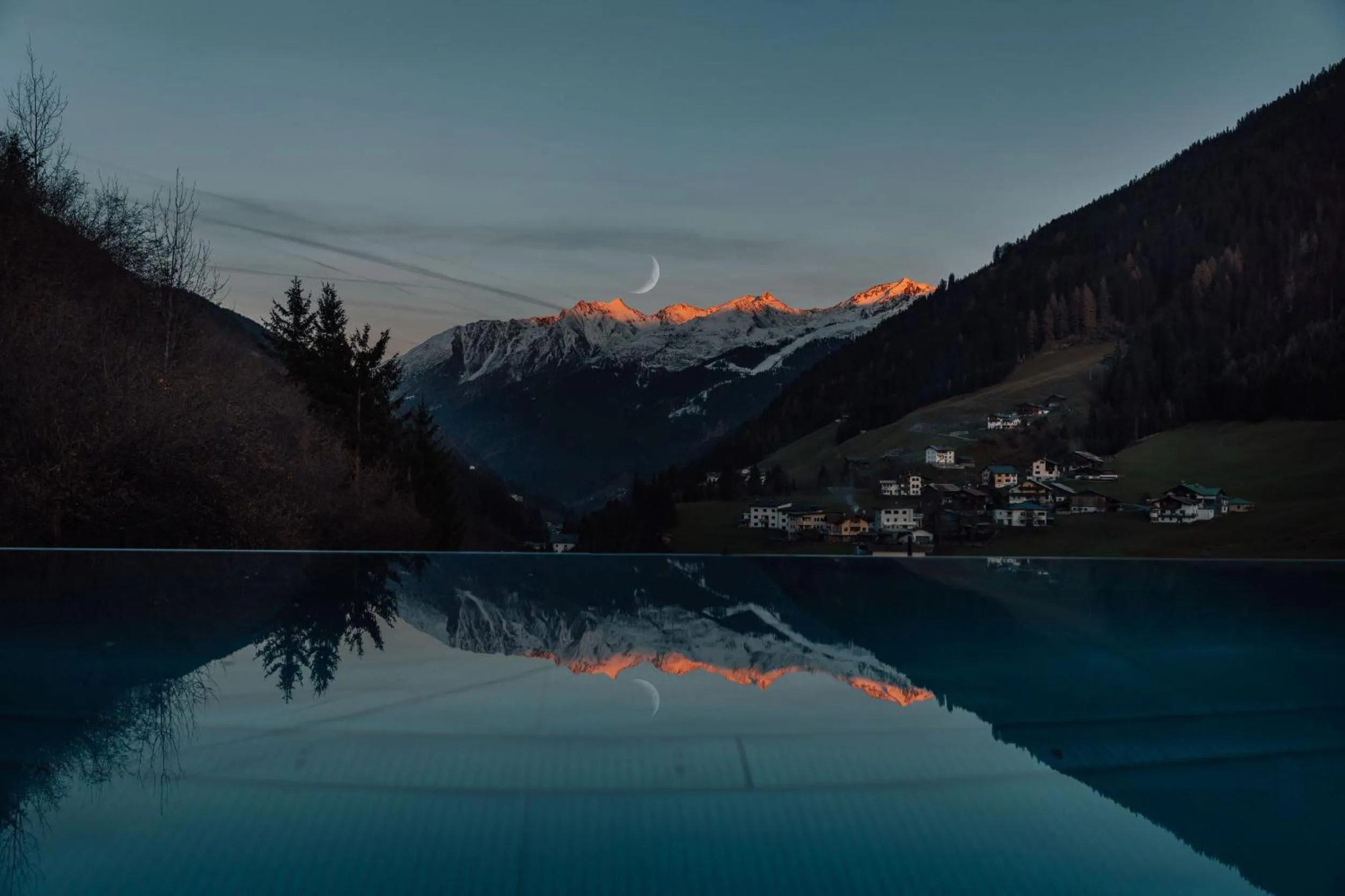 Swimming pool in Hotel Sunshine Superior "ADULTS ONLY" Ischgl - Kappl