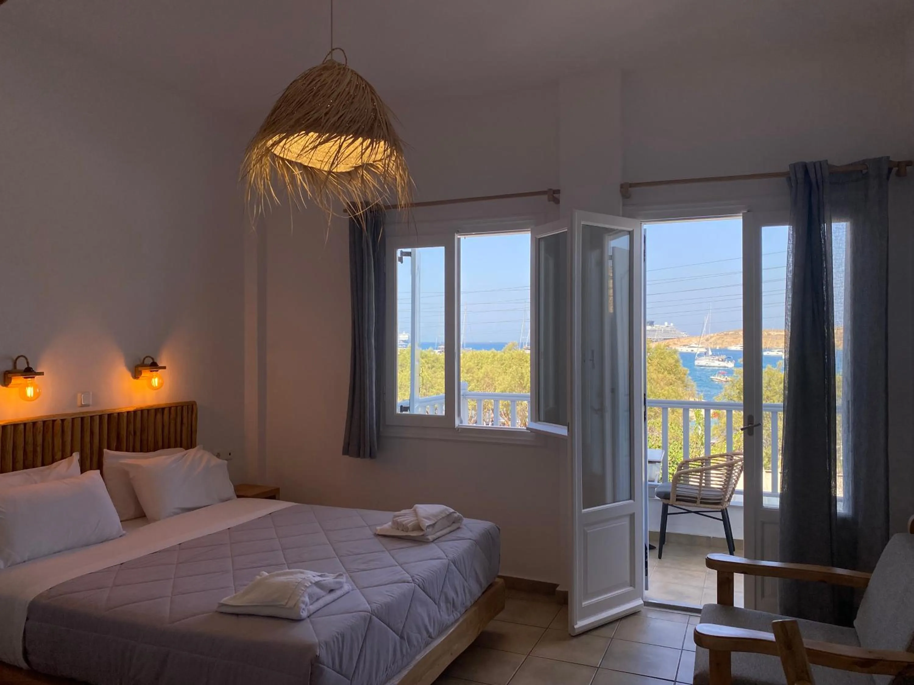 View (from property/room), Bed in Hotel Livadia