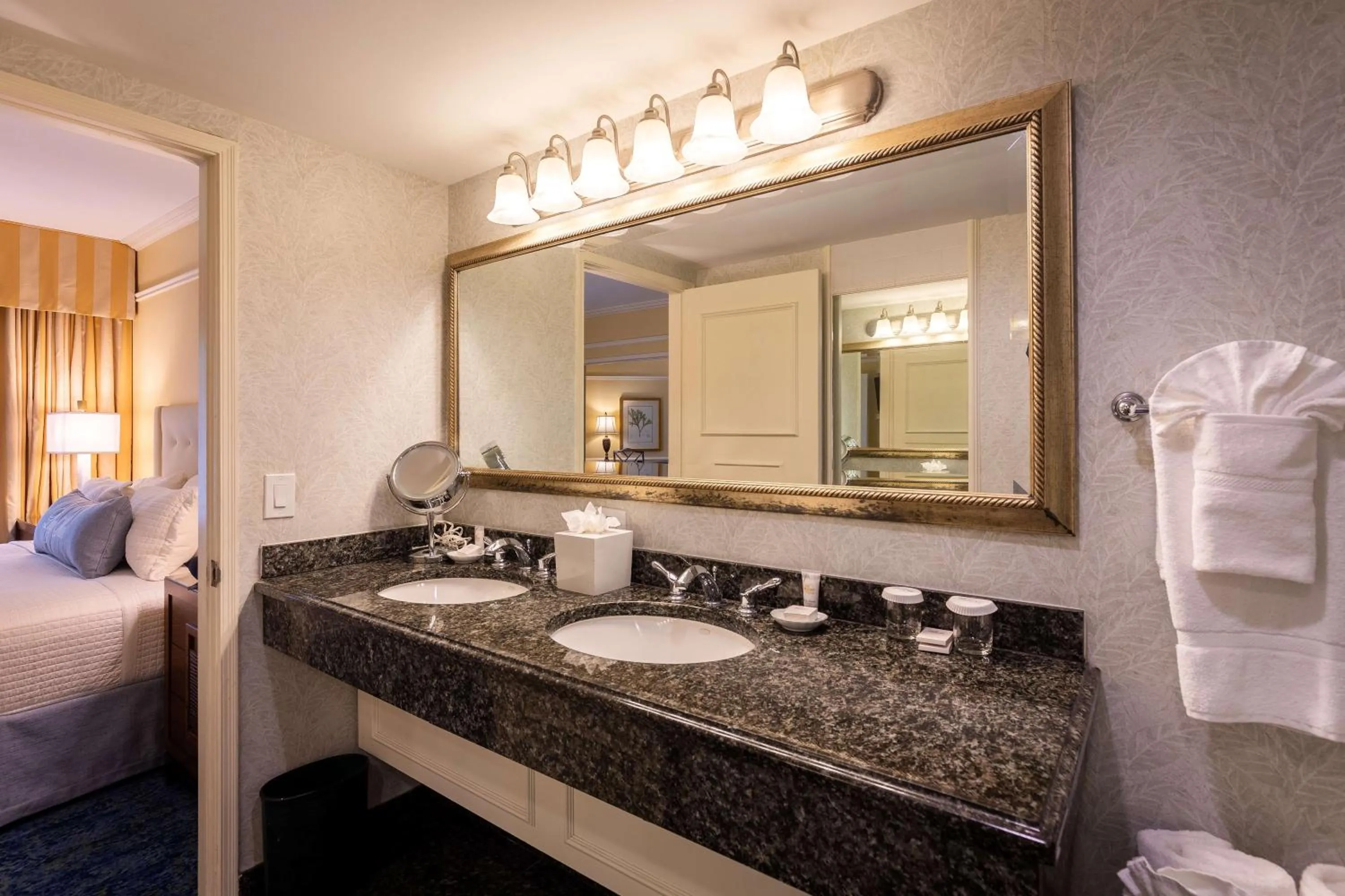 Bathroom, Bed in The Lago Mar Beach Resort and Club