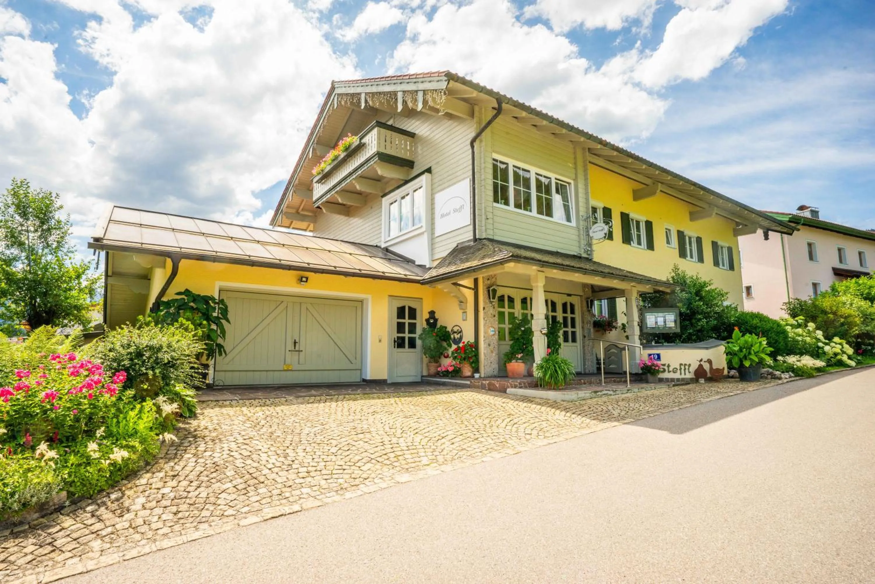 Property building in Hotel Steffl Garni inkl Chiemgau Karte