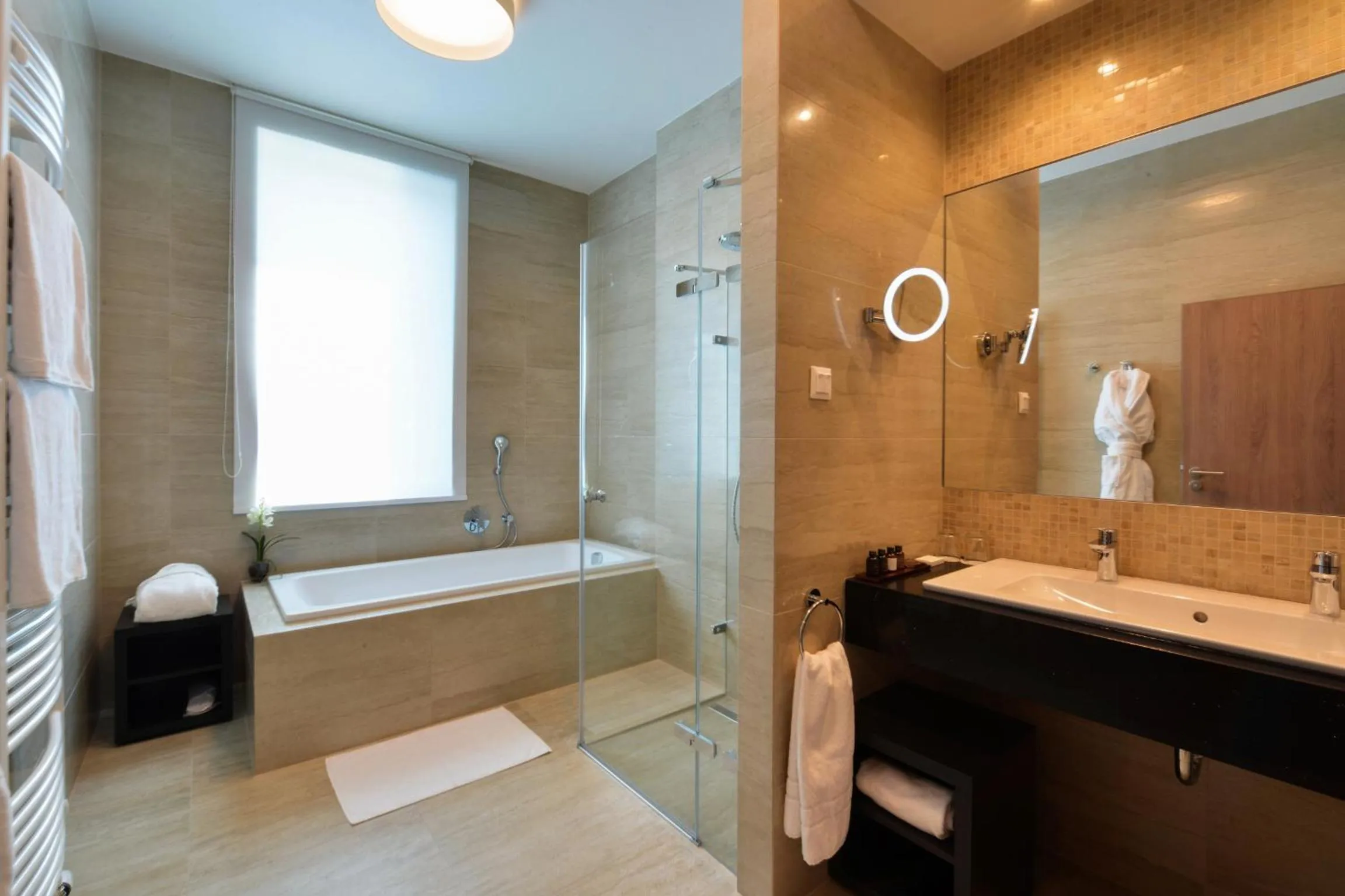 Bathroom in Grid Hotel