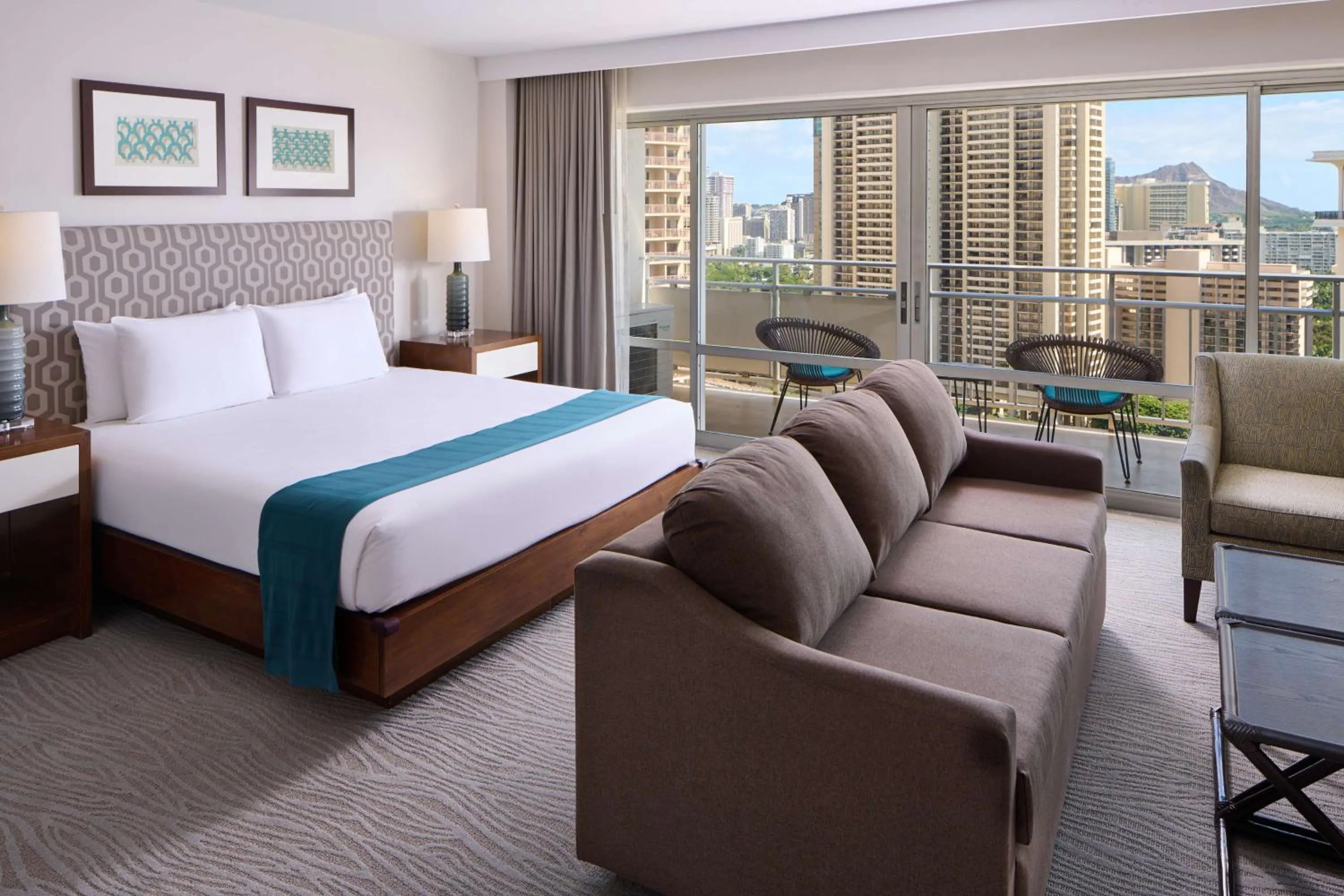 Bed in Ilikai Hotel & Luxury Suites