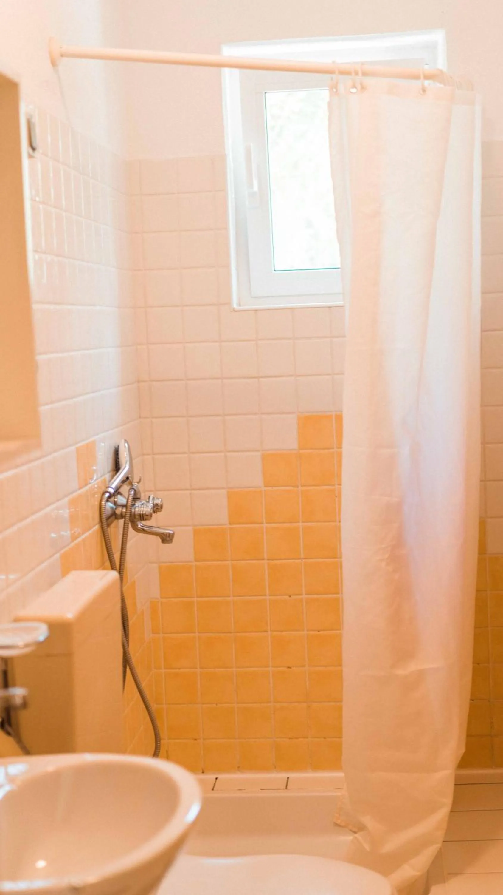 Shower in Apartments Yvonne