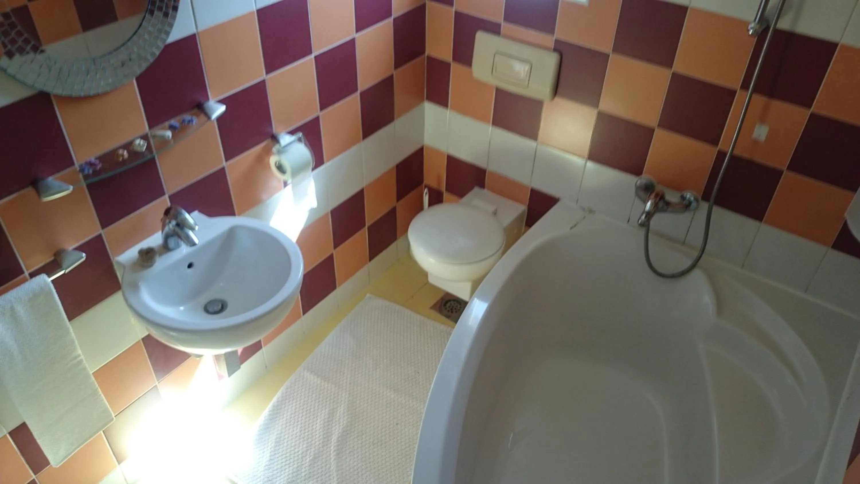 Toilet in Apartments Yvonne