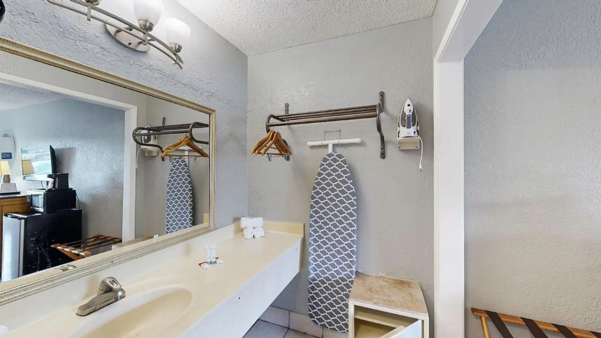 Days Inn by Wyndham Orlando Downtown