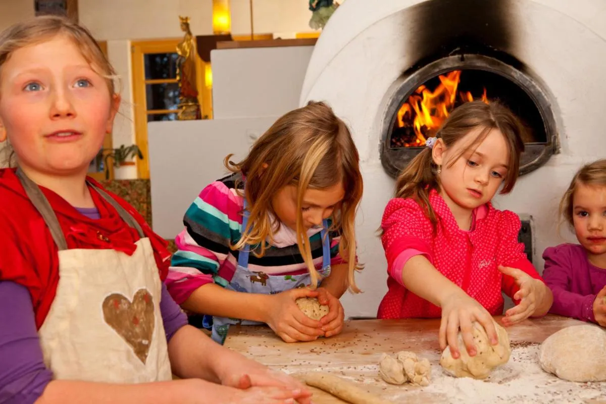 young children in Biohotel Grafenast