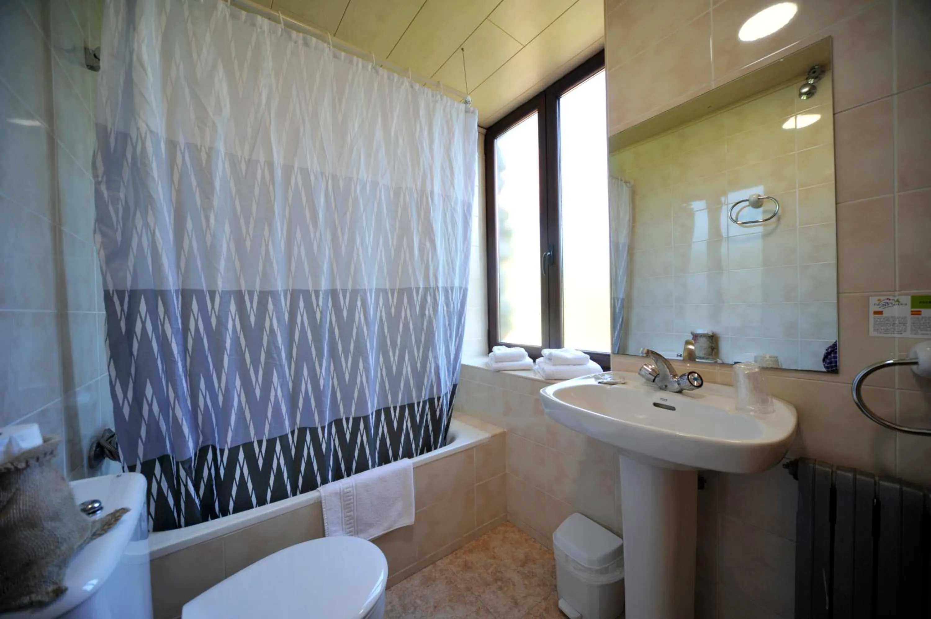 Bathroom in Hostal Vall D'Aneu by Arcas & Sambola