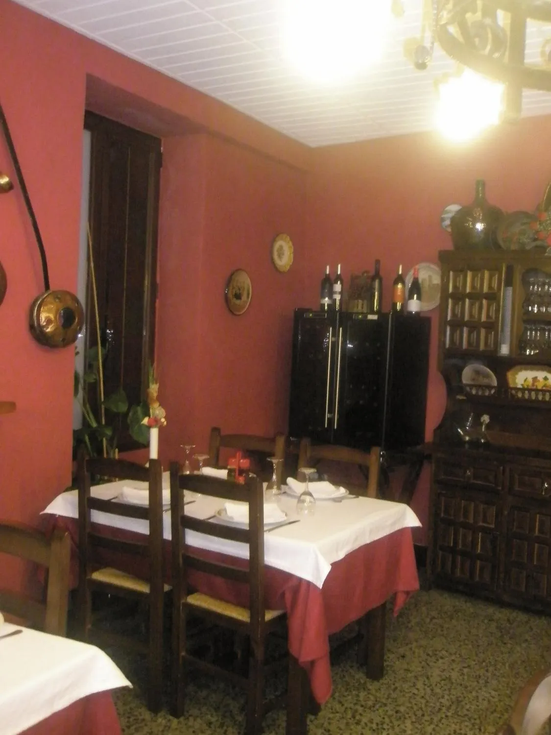 Restaurant/places to eat in Hostal Vall D'Aneu by Arcas & Sambola