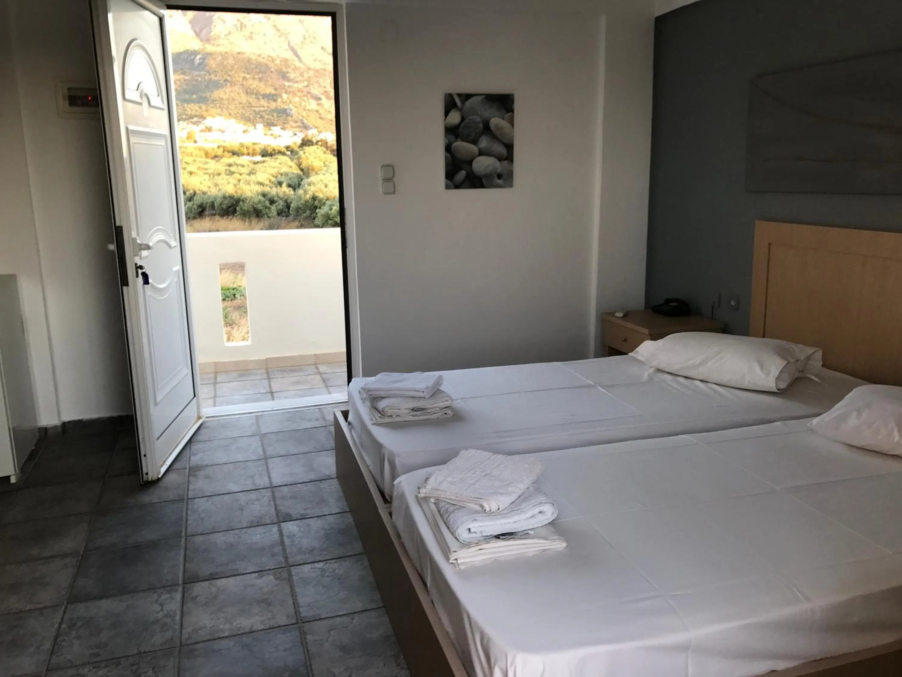 Natural landscape in Tholos Rooms