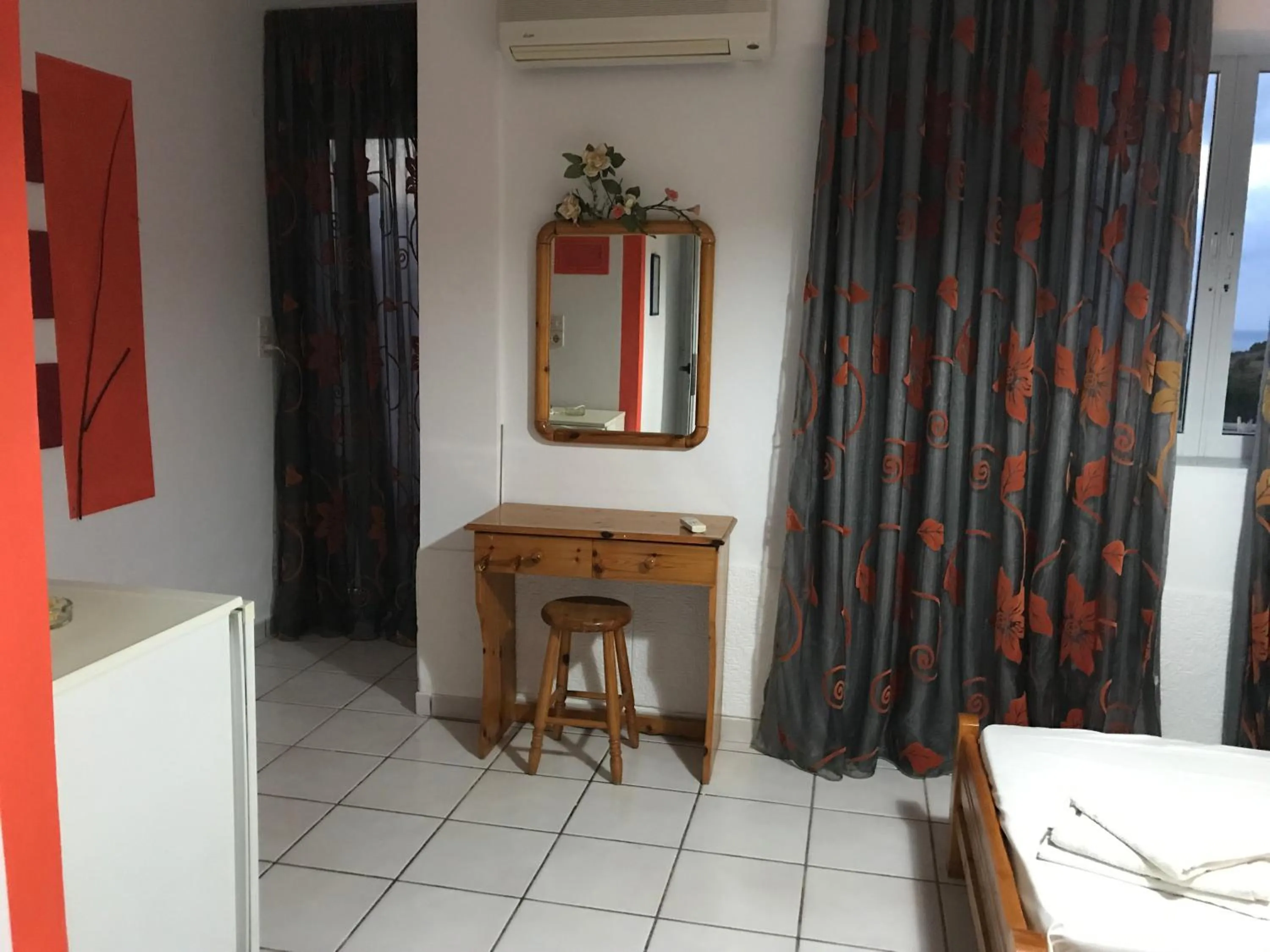 Garden view in Tholos Rooms