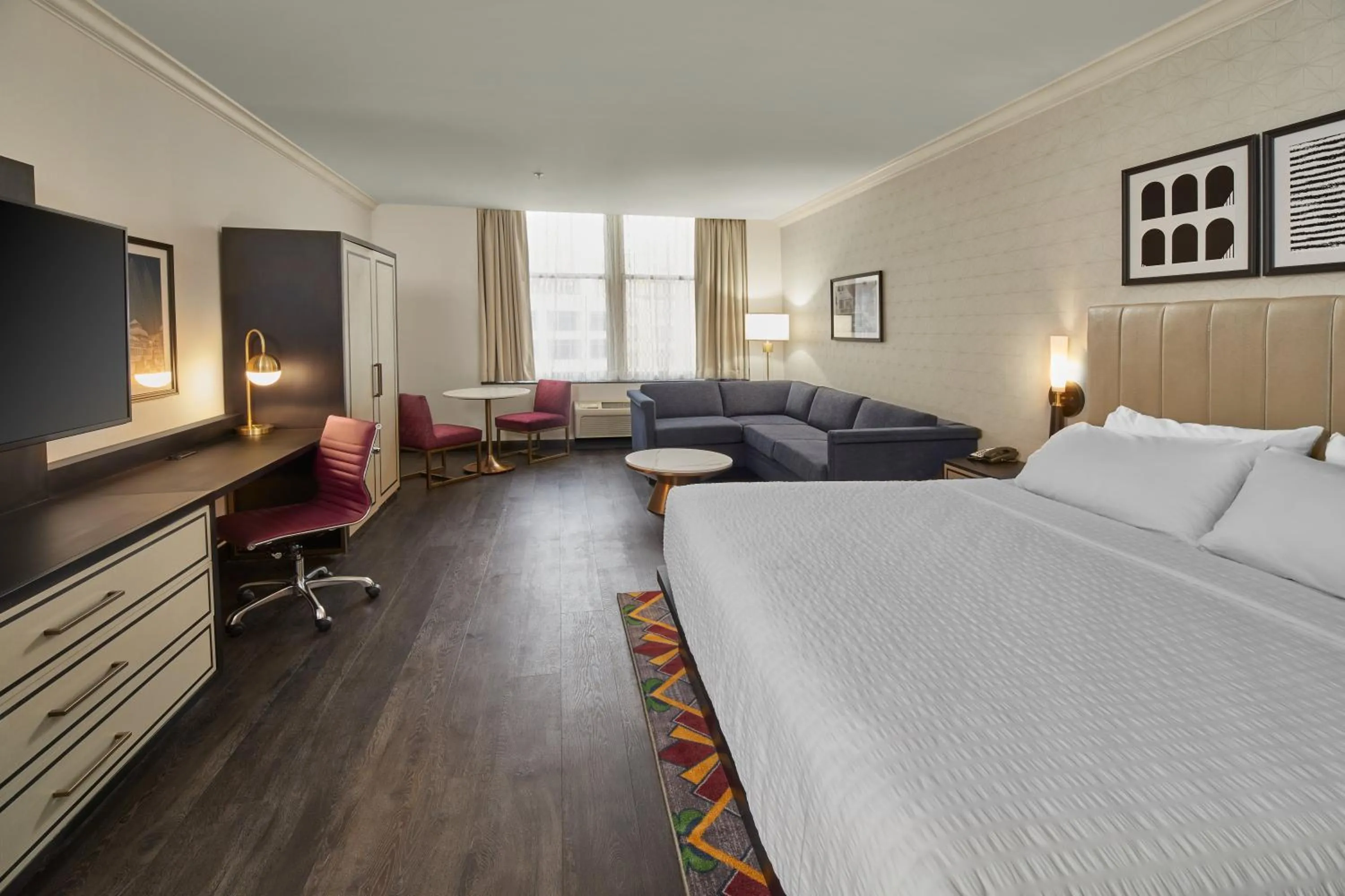 Bedroom, Bed in Hotel Indigo Cleveland Downtown by IHG