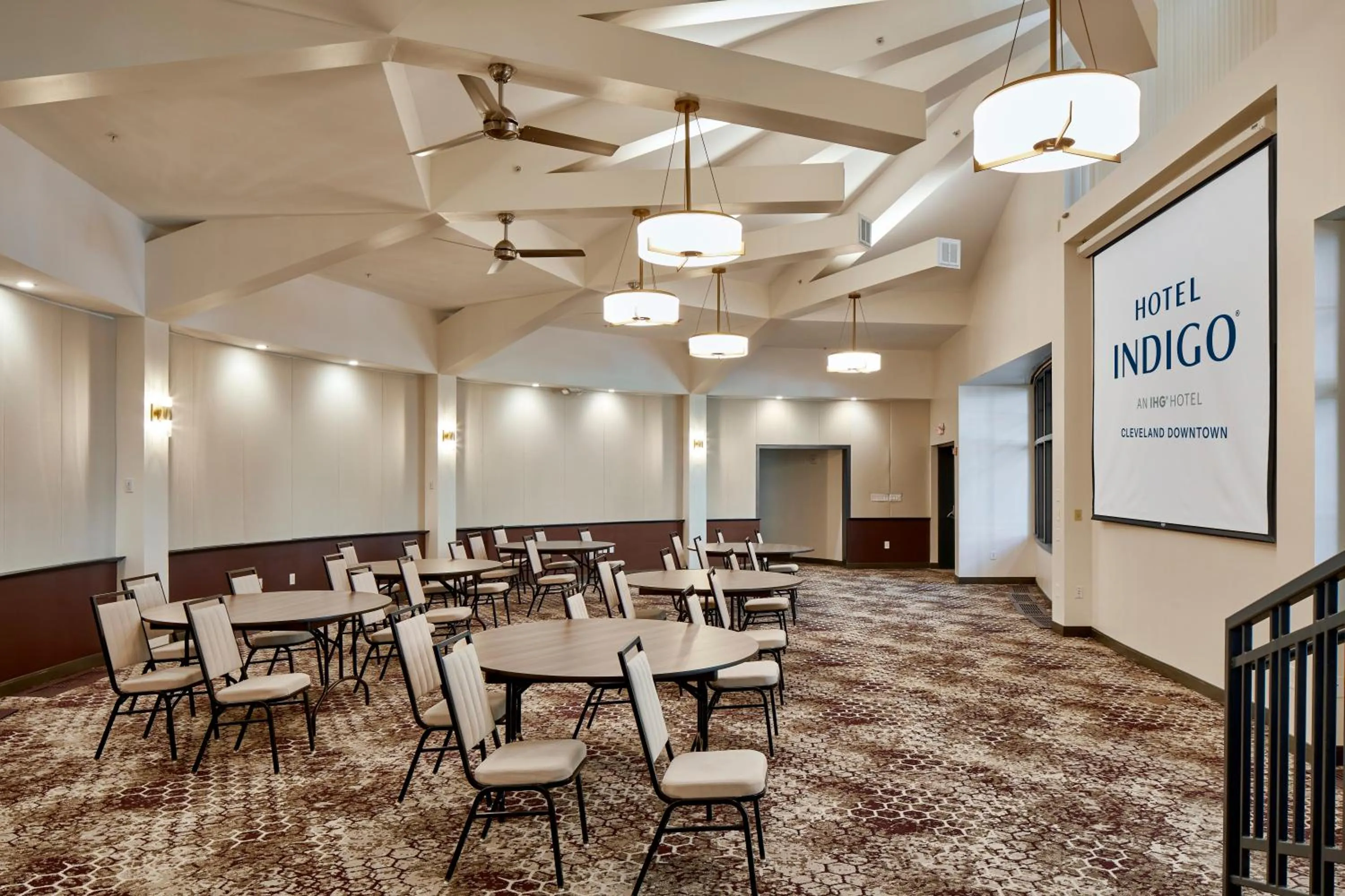 Meeting/conference room in Hotel Indigo Cleveland Downtown by IHG