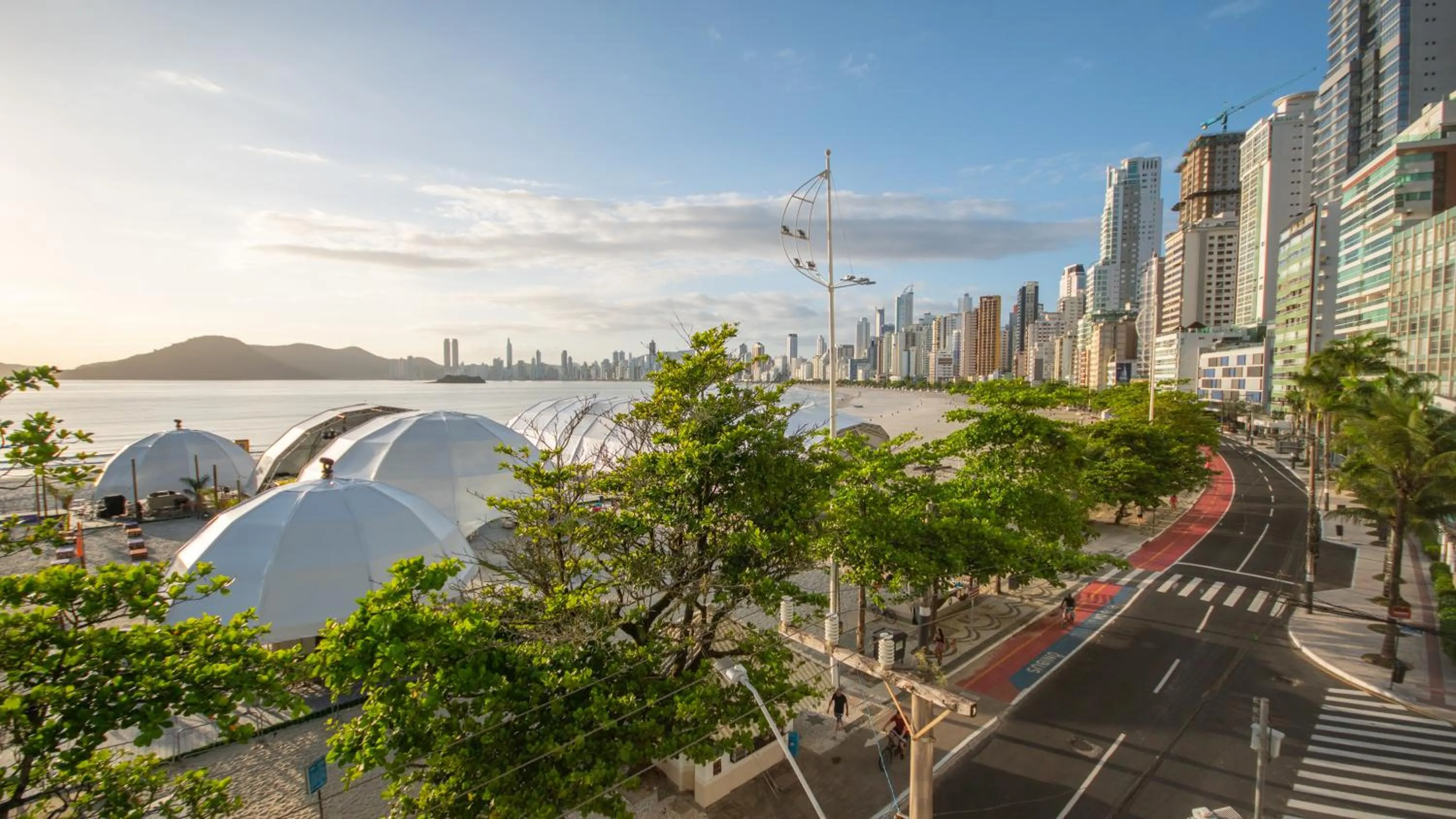 Day in Marambaia Hotel e Convenções