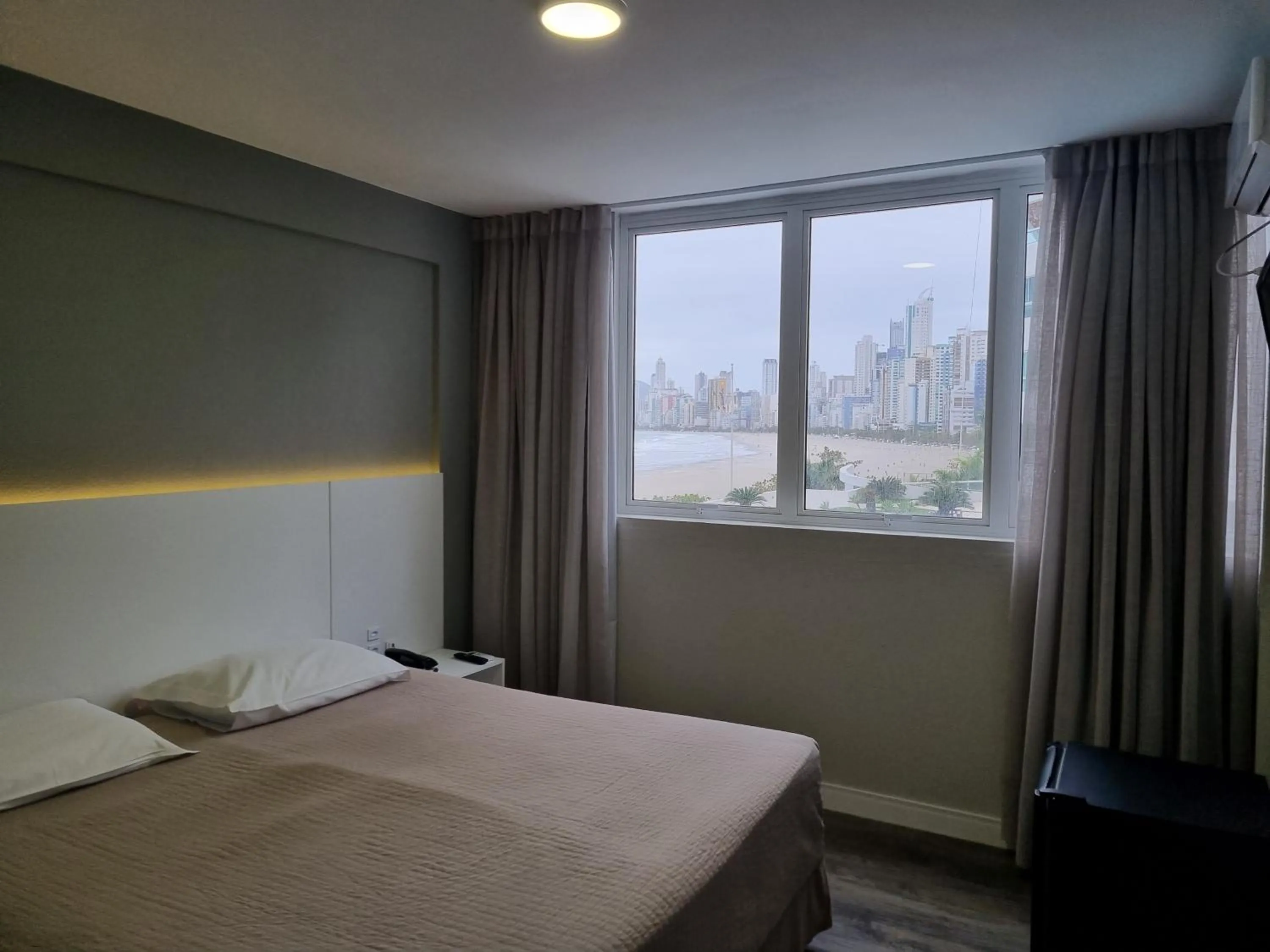 Bed in Marambaia Hotel e Convenções