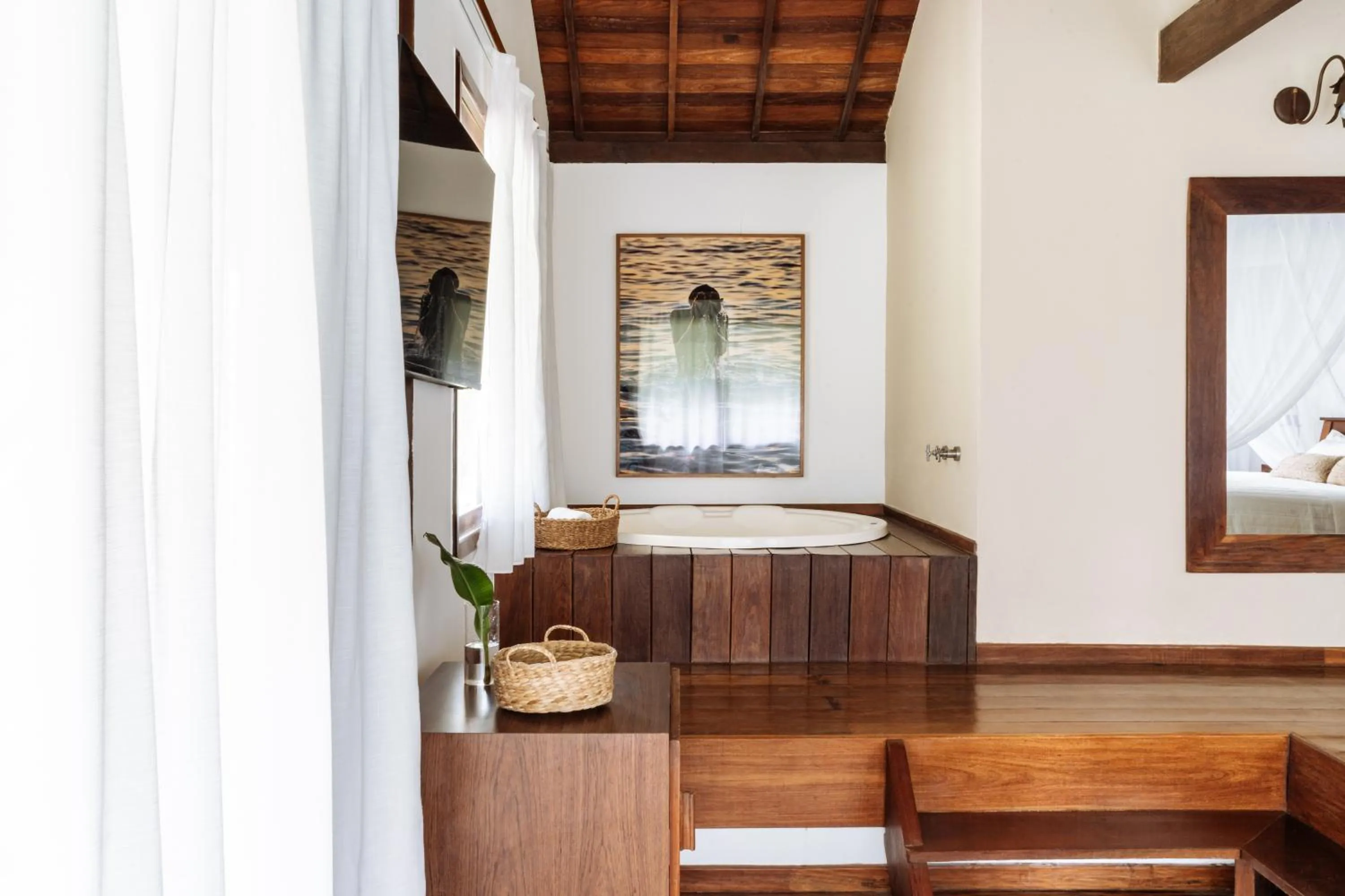 Hot Tub in Vila Dos Orixás Boutique Hotel