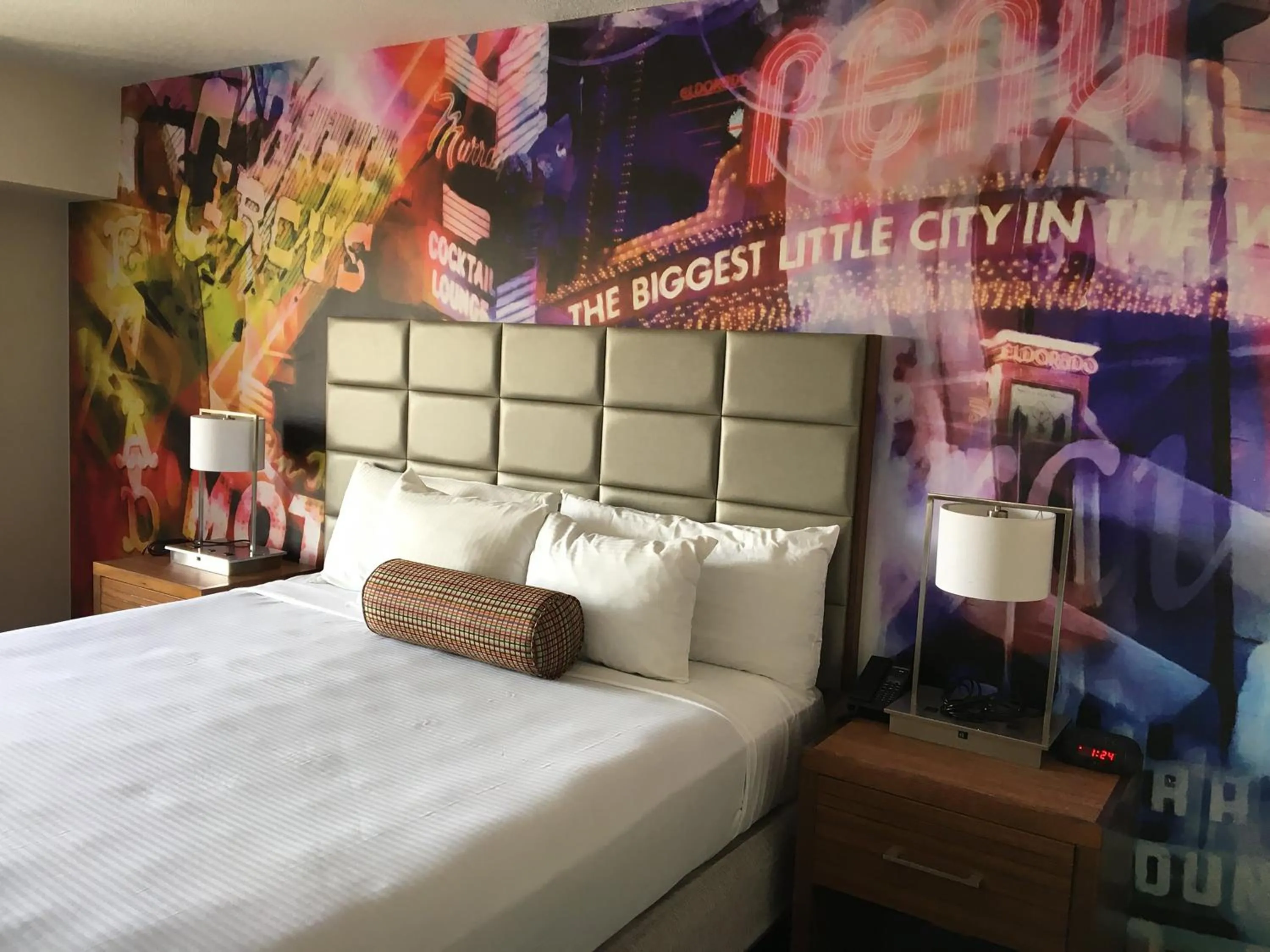 Bed in Circus Circus Reno Hotel Casino at THE ROW