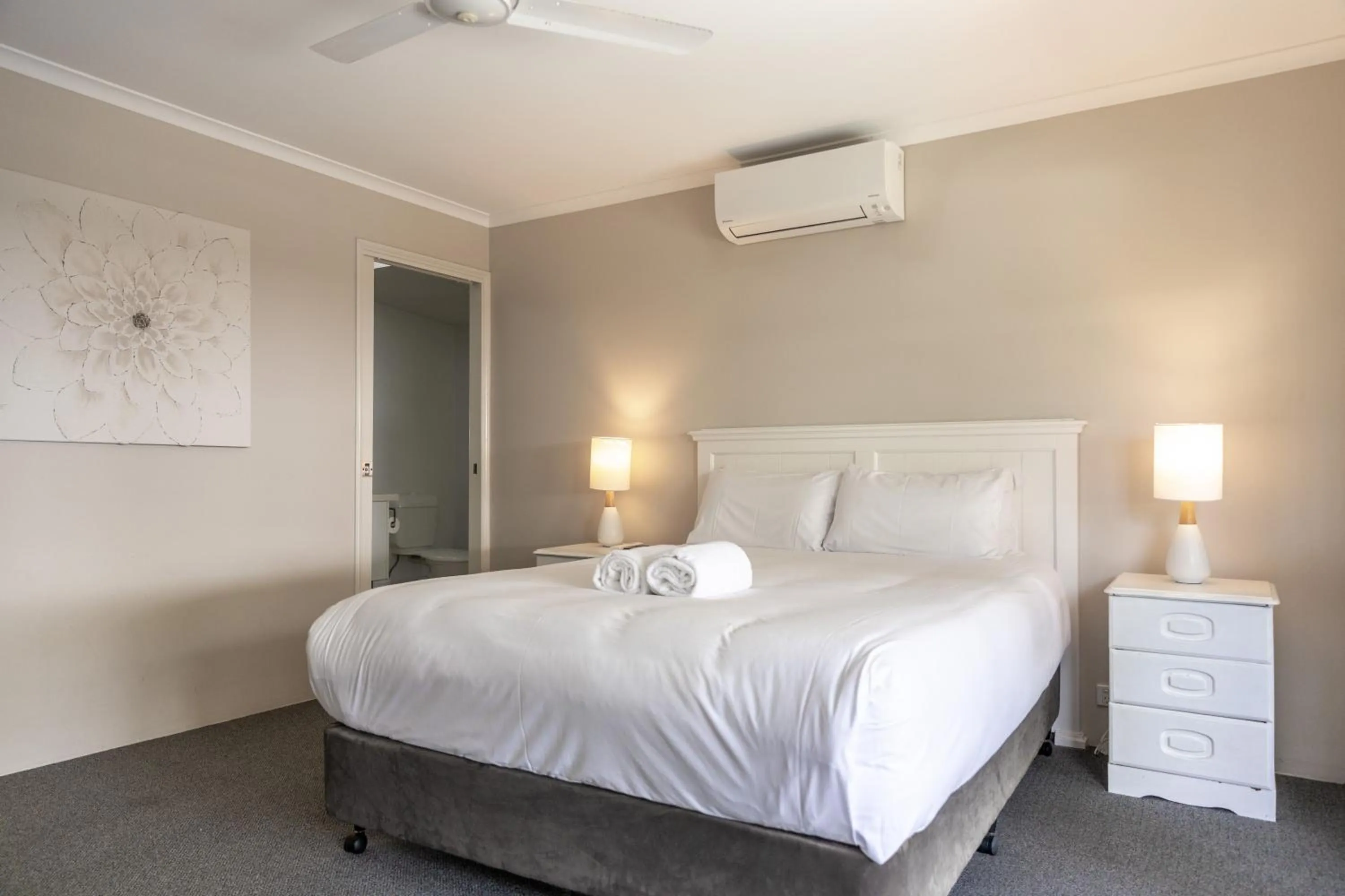 Bed in Coral Beach Noosa Resort