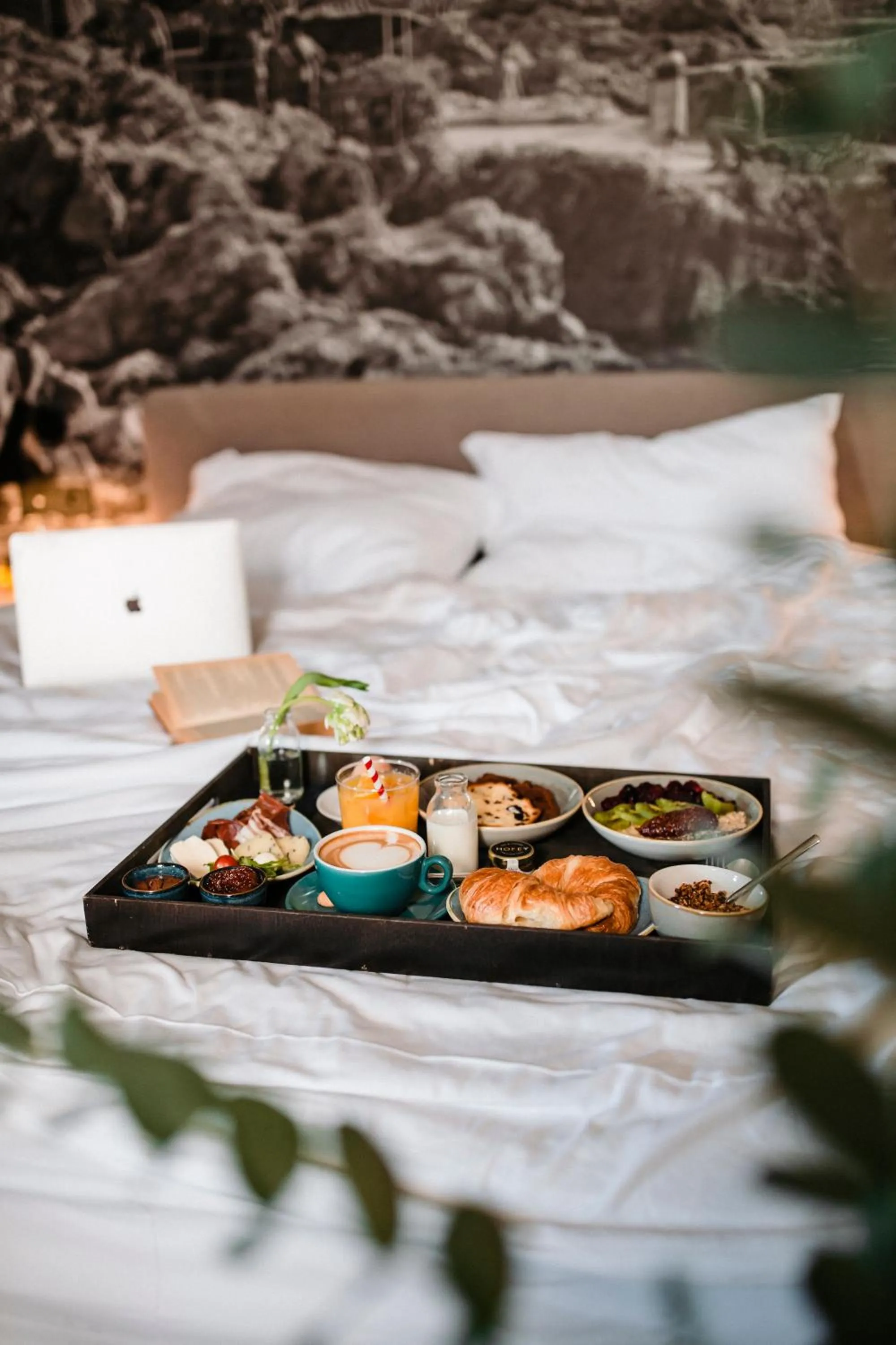 Breakfast in One Suite Hotel