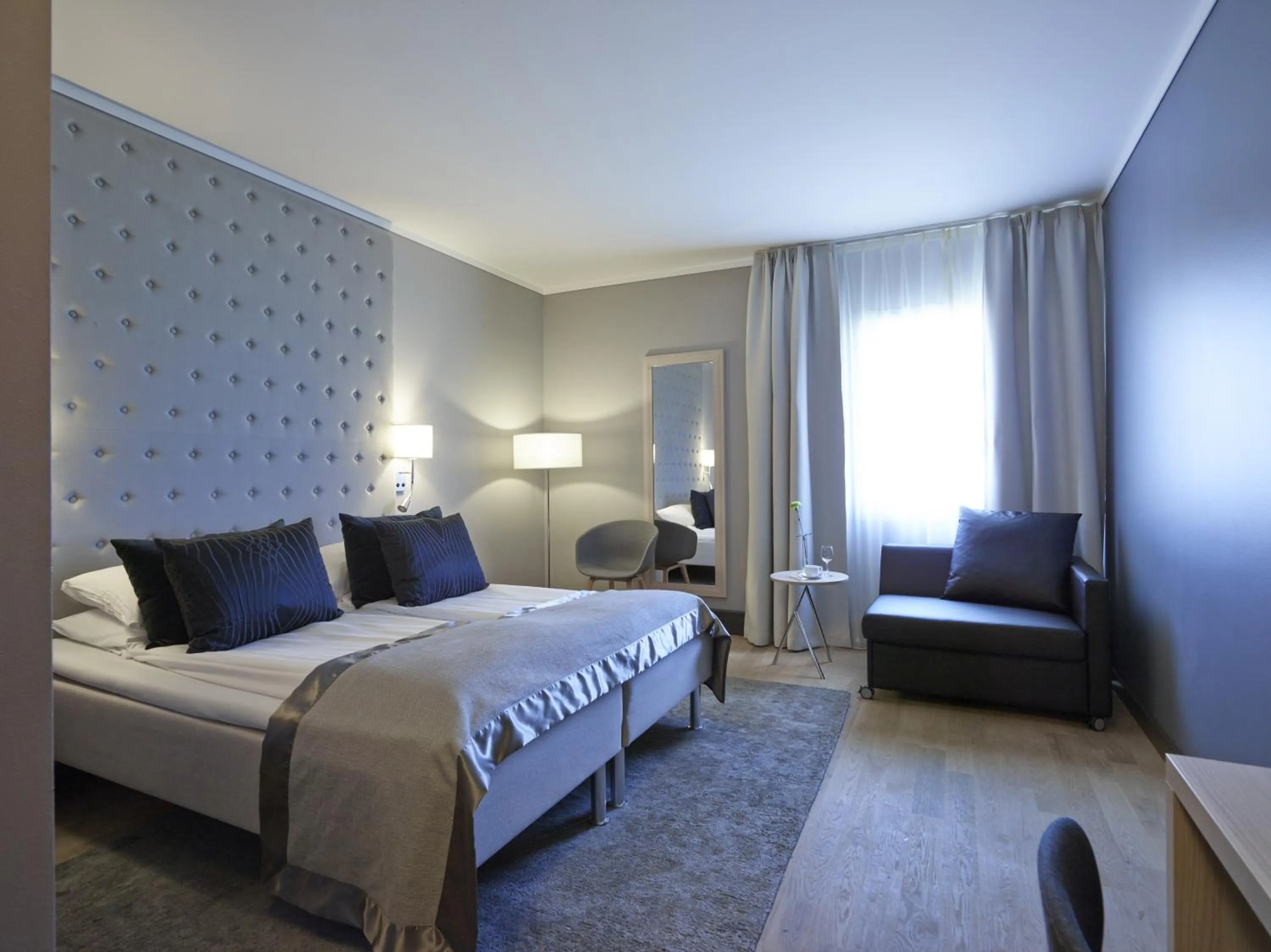 Photo of the whole room, Bed in Tyrifjord Hotell