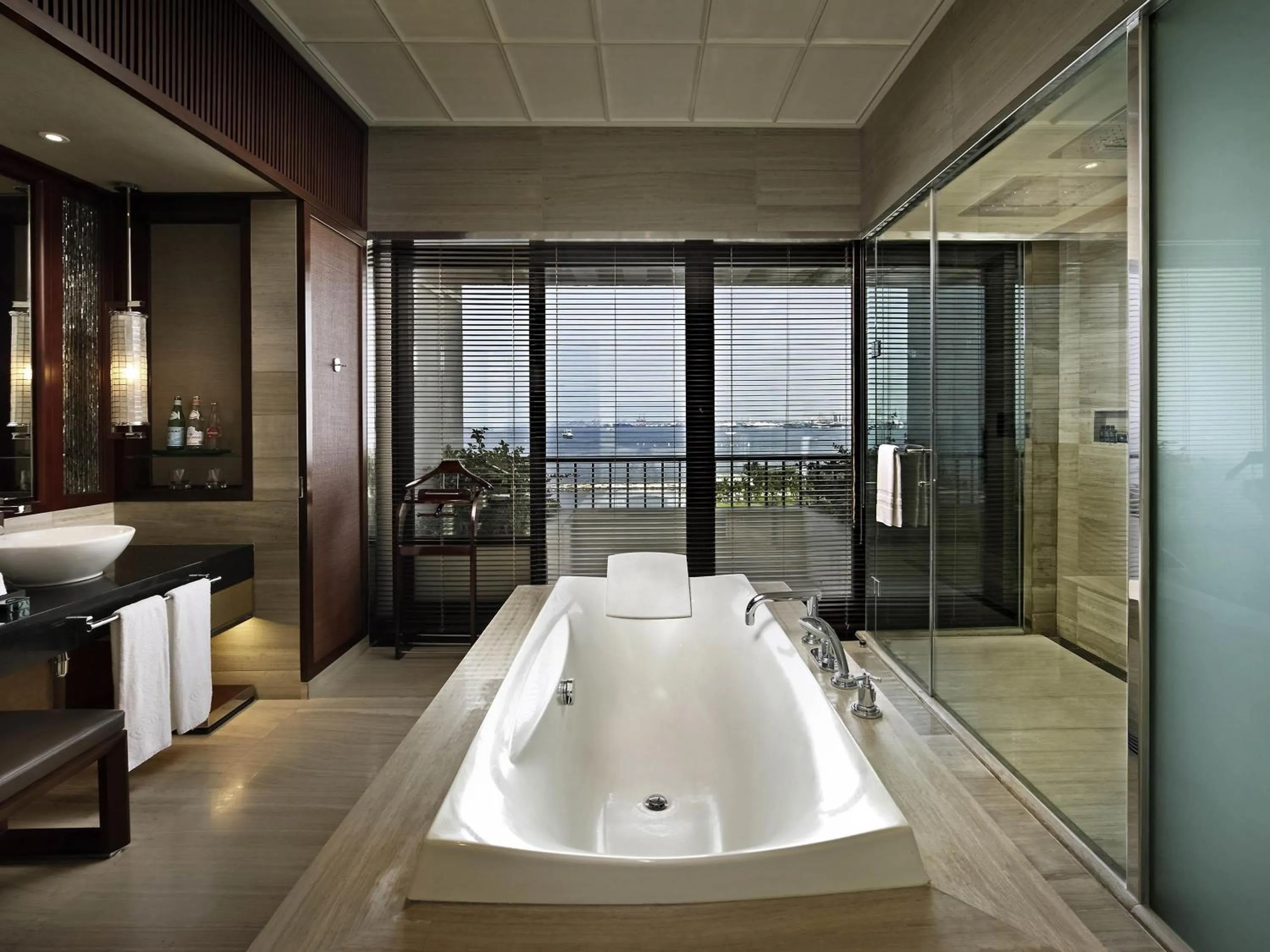 Bedroom in Sofitel Philippine Plaza Manila