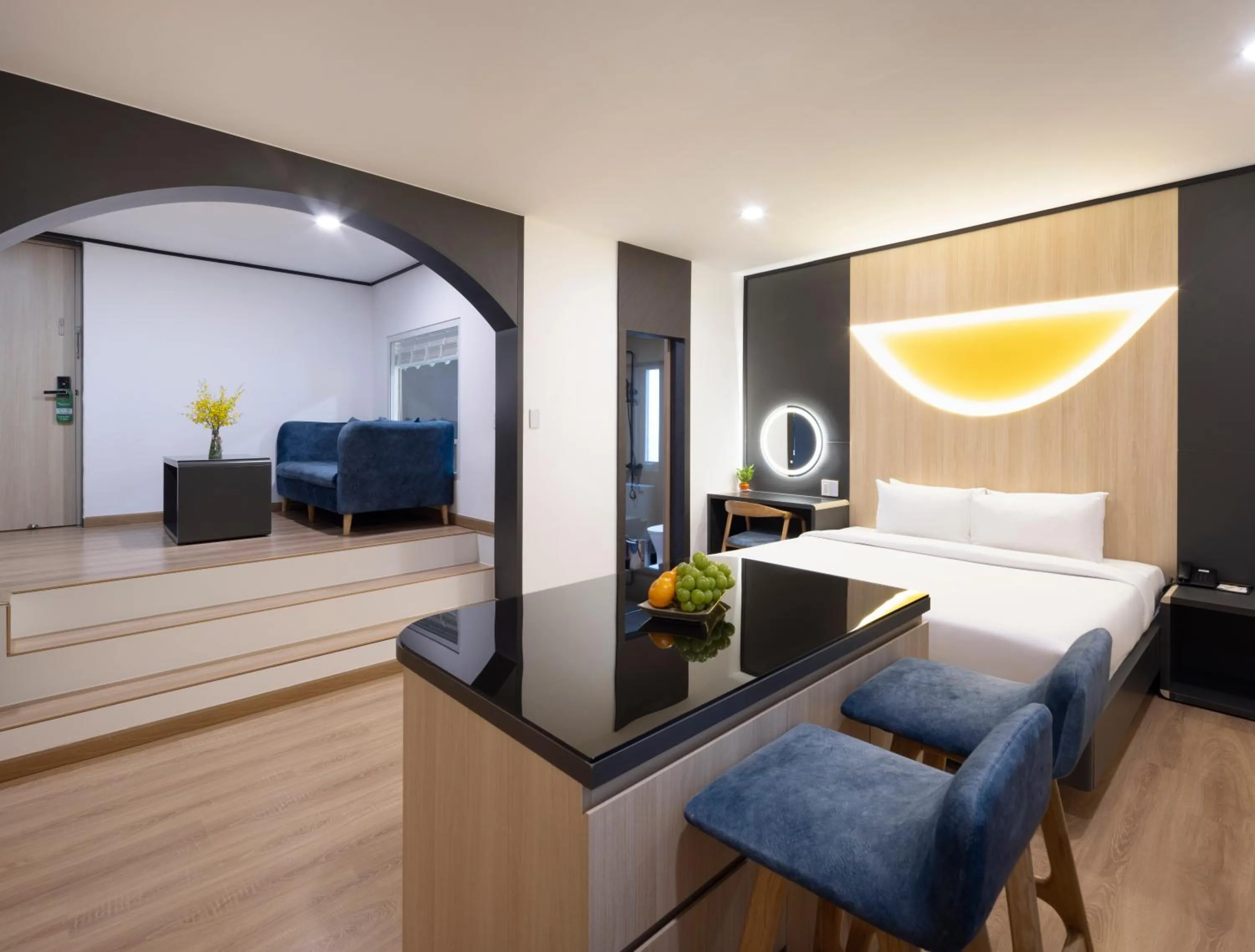 Photo of the whole room, Bed in Sen Viet Hotel